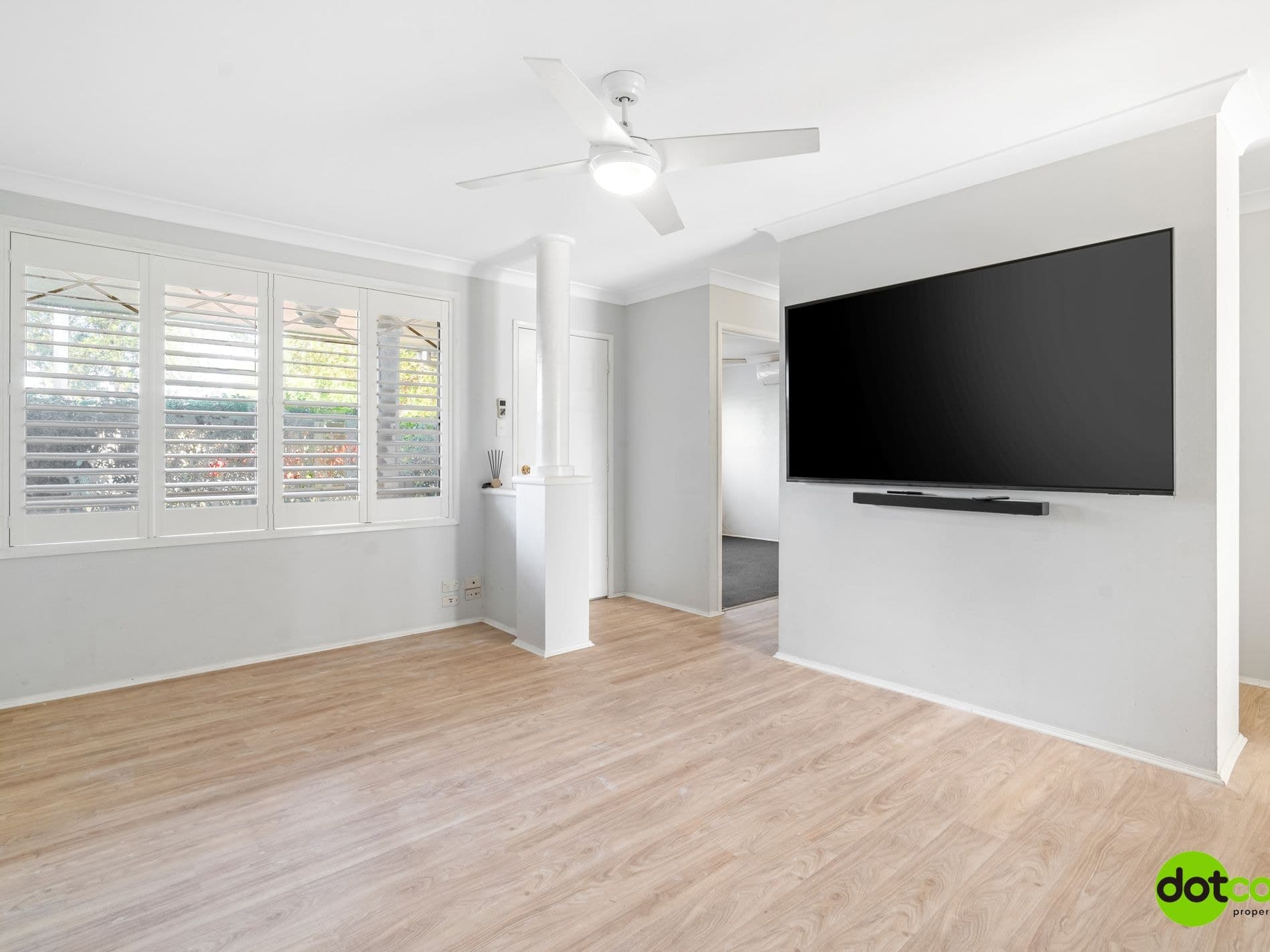 37 Roper Road, Blue Haven - Thumbnail 2