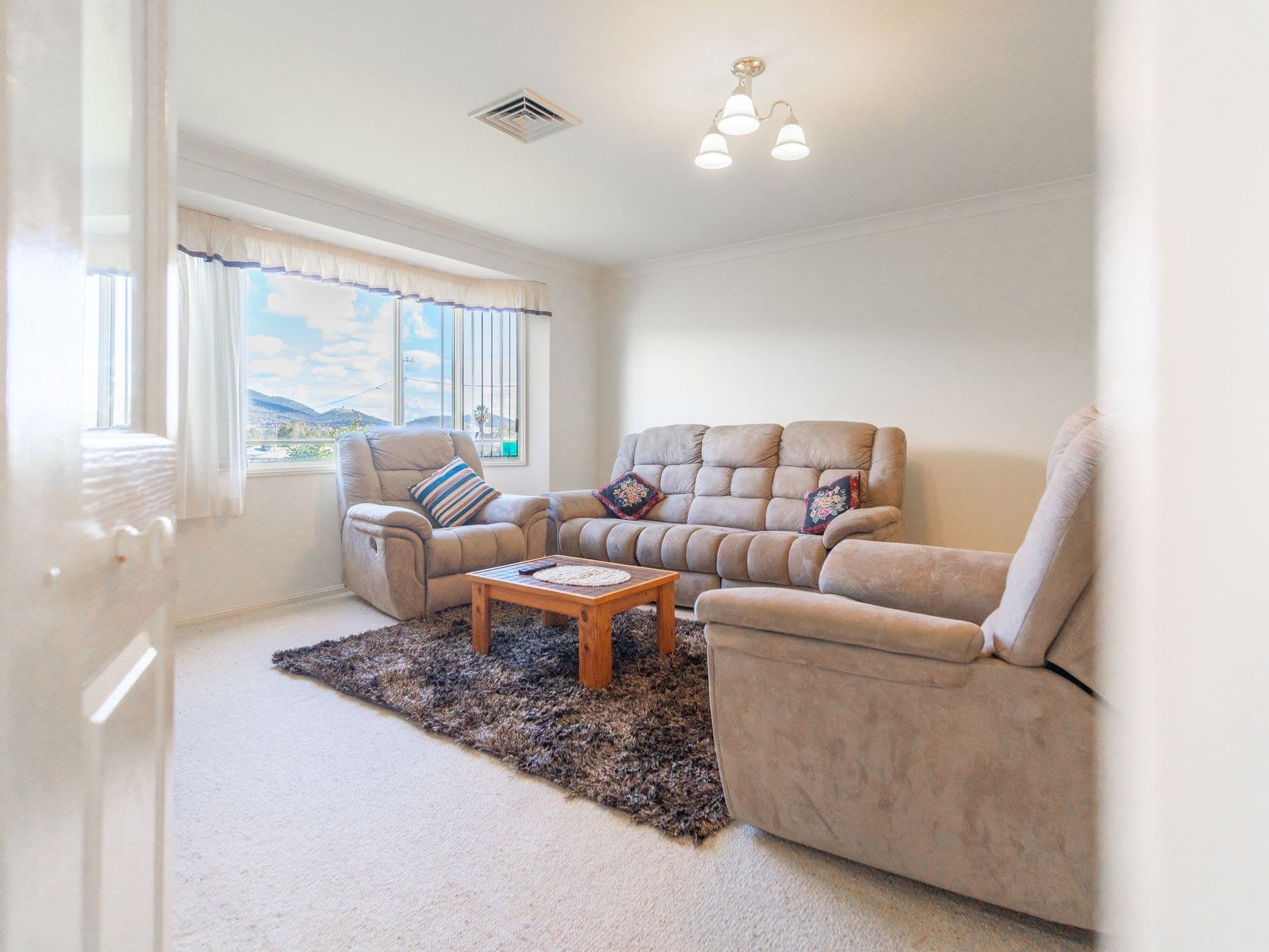 1 Banksia Close, Kootingal - Thumbnail 3