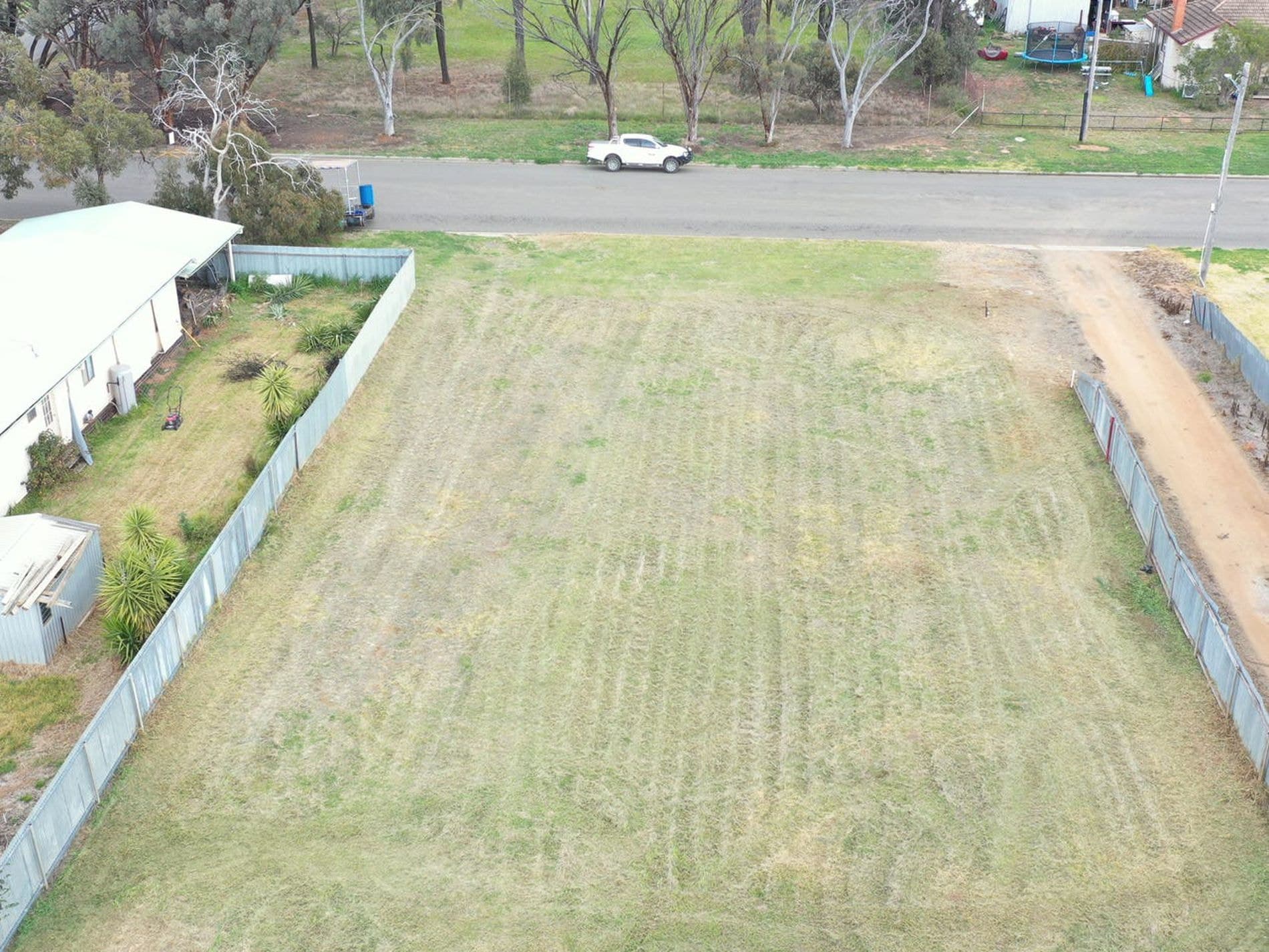 3 Osborne Street, Finley - Thumbnail 2