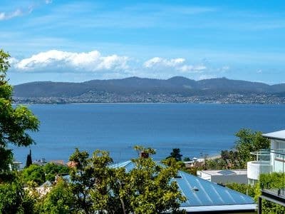3 Longview Avenue, SANDY BAY TAS, Sandy Bay - Image 1