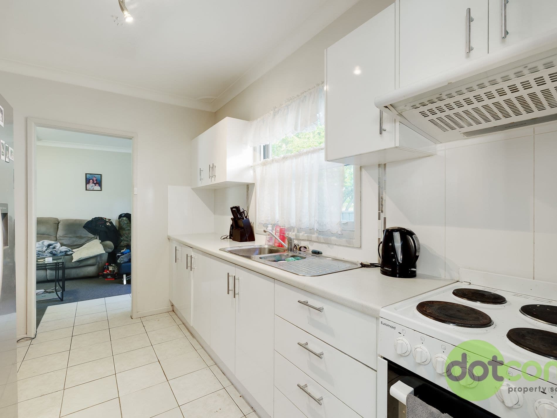 13 Henry Street, Tighes Hill - Thumbnail 5
