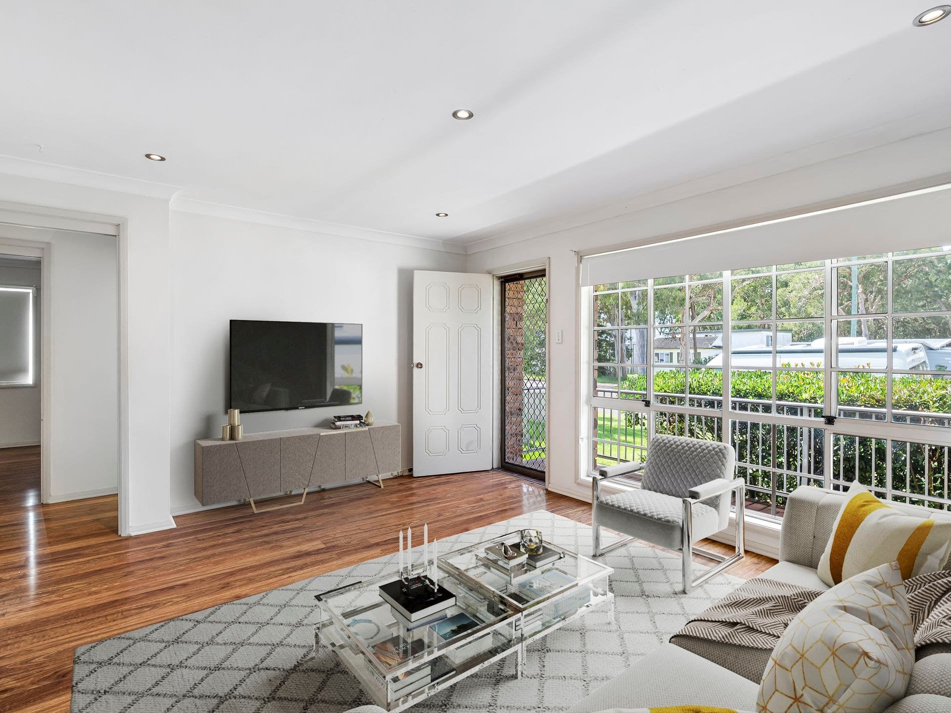 18 Sunrise Avenue, Budgewoi - Thumbnail 3