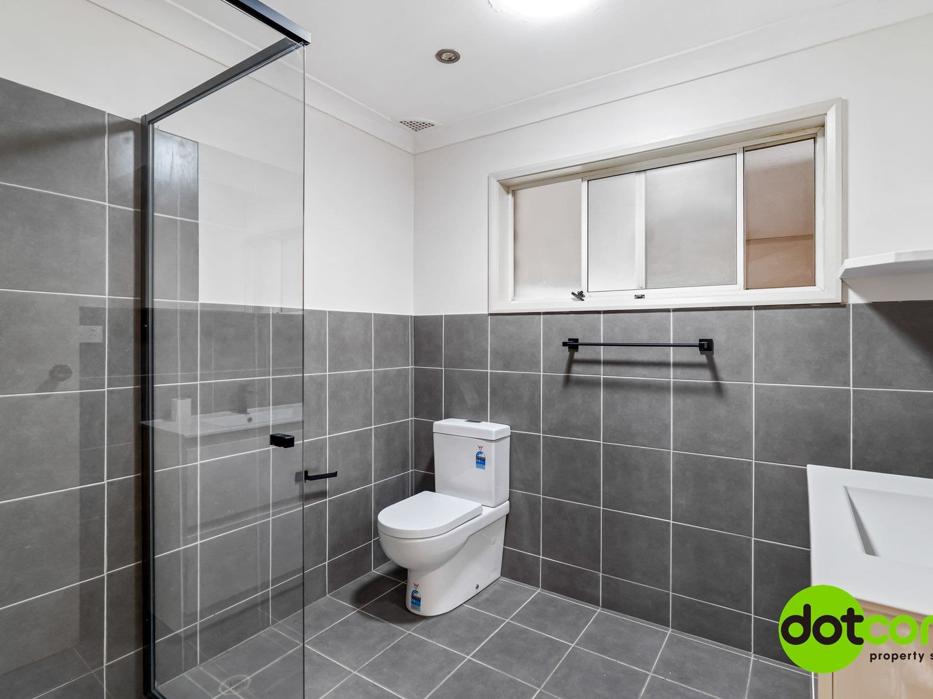18 Sunrise Avenue, Budgewoi - Thumbnail 5