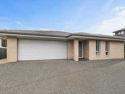 5 Dray Close, Wadalba - Image 1