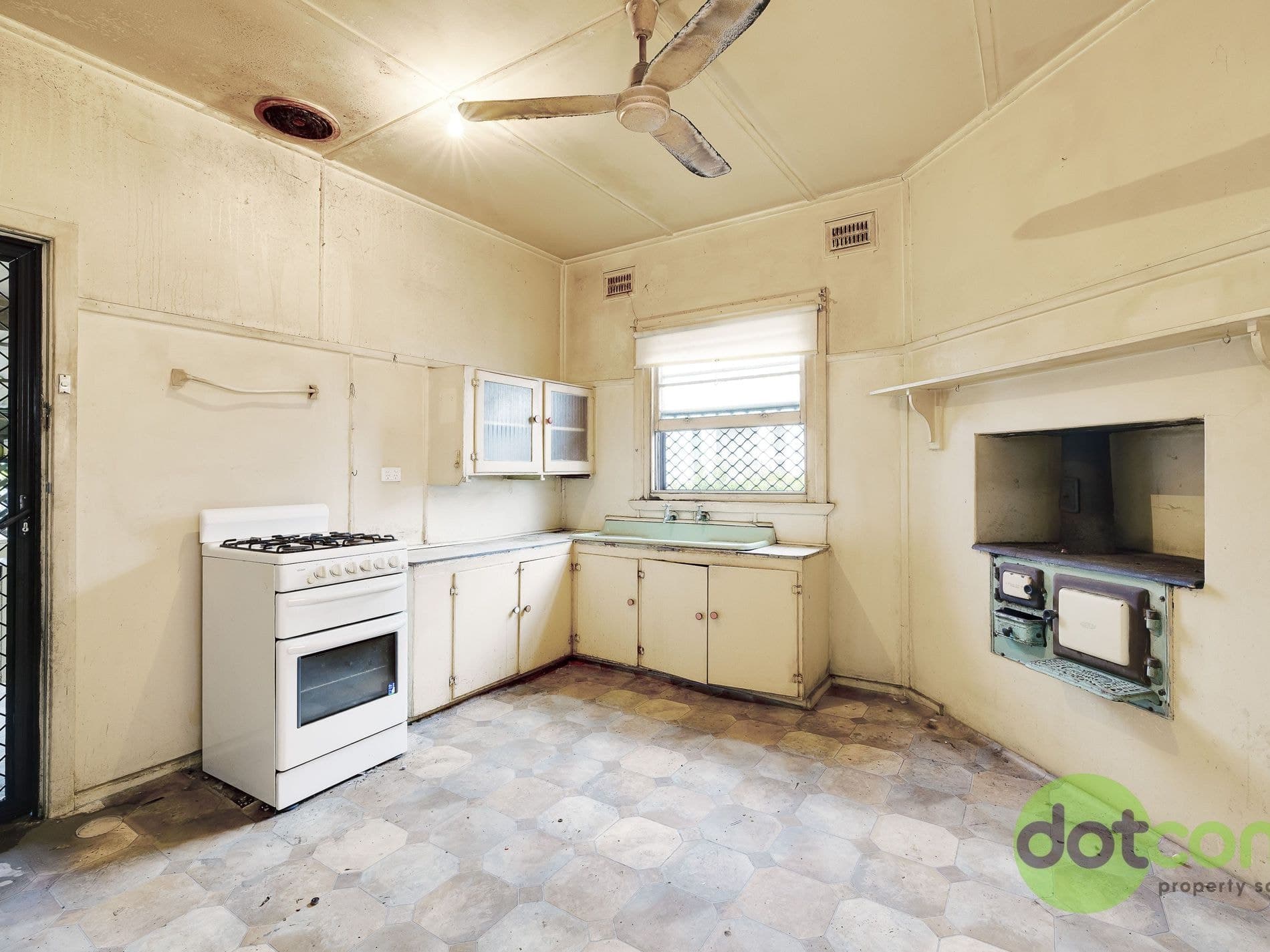 29 Ireland Avenue, Mayfield - Thumbnail 2
