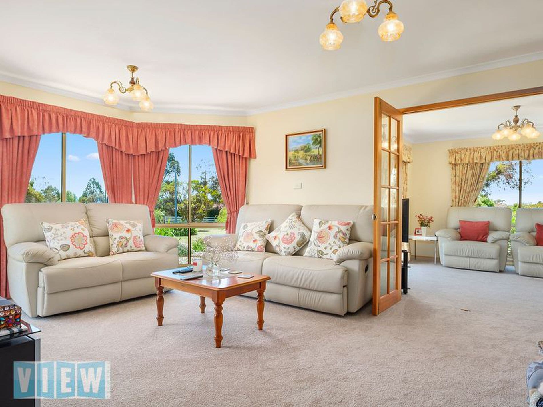 10 Mahogany Place, Acton Park, Acton Park - Thumbnail 2
