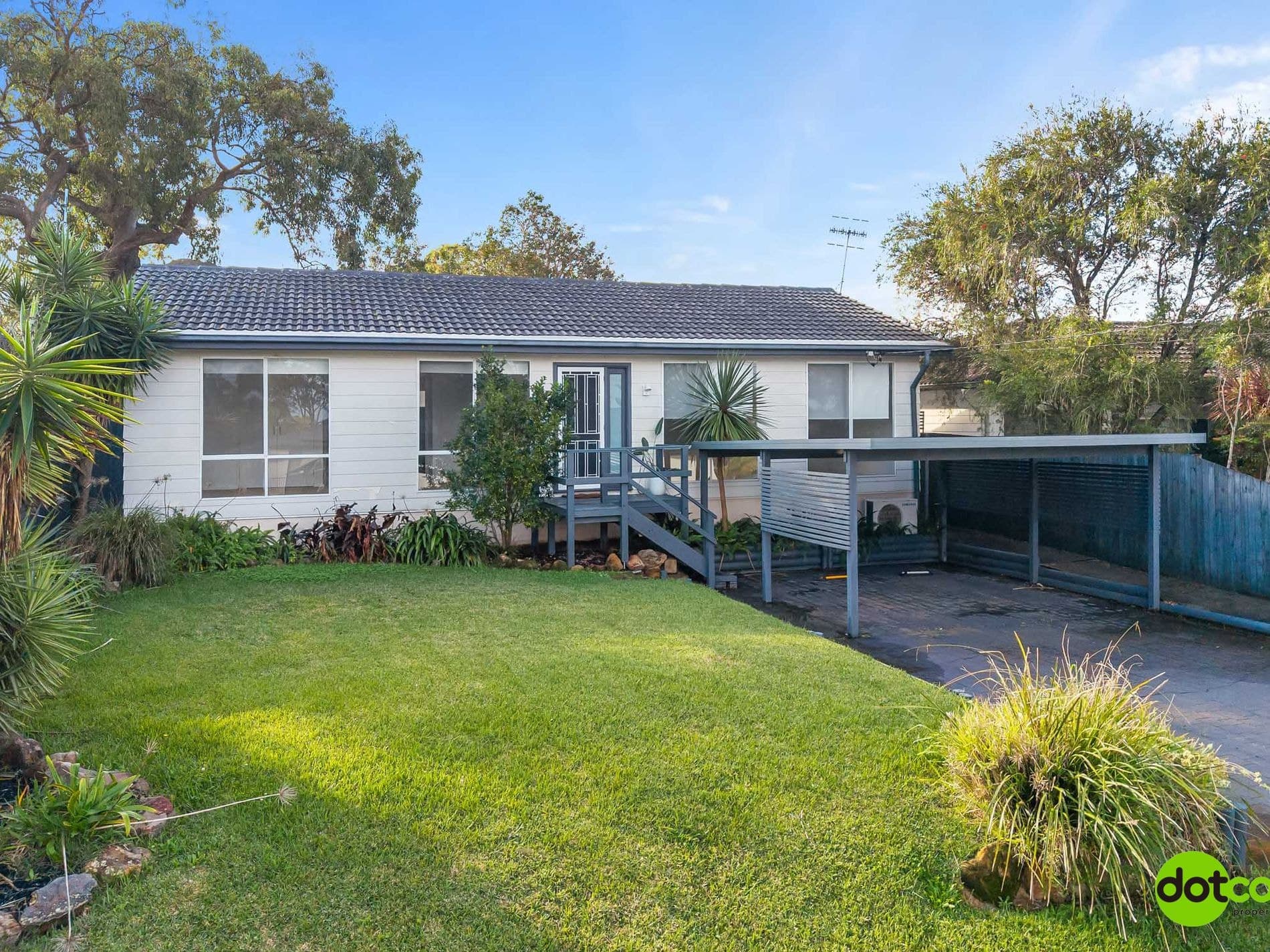 13 Odette Avenue, Gorokan - Image 1