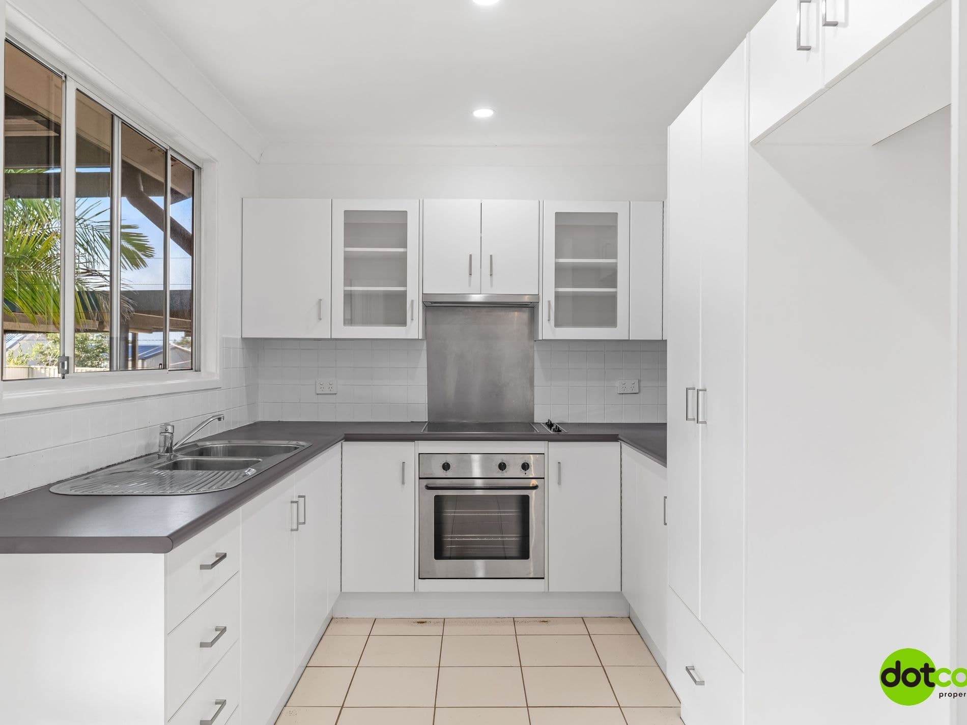 13 Odette Avenue, Gorokan - Thumbnail 4