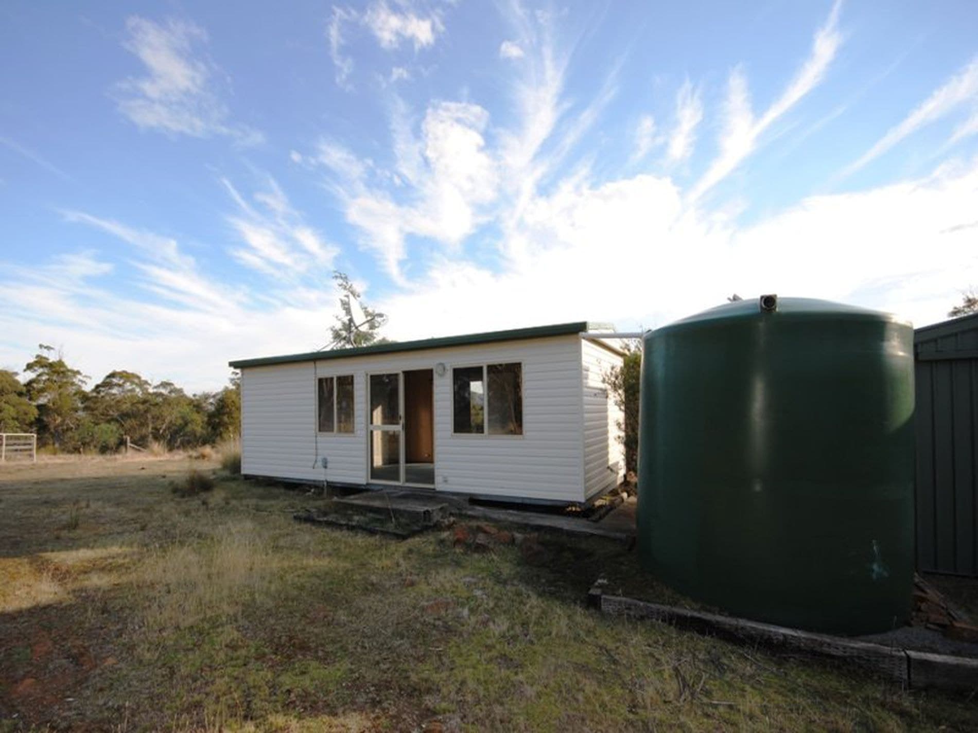 1 Salmons Road, Rhyndaston, Rhyndaston - Thumbnail 2