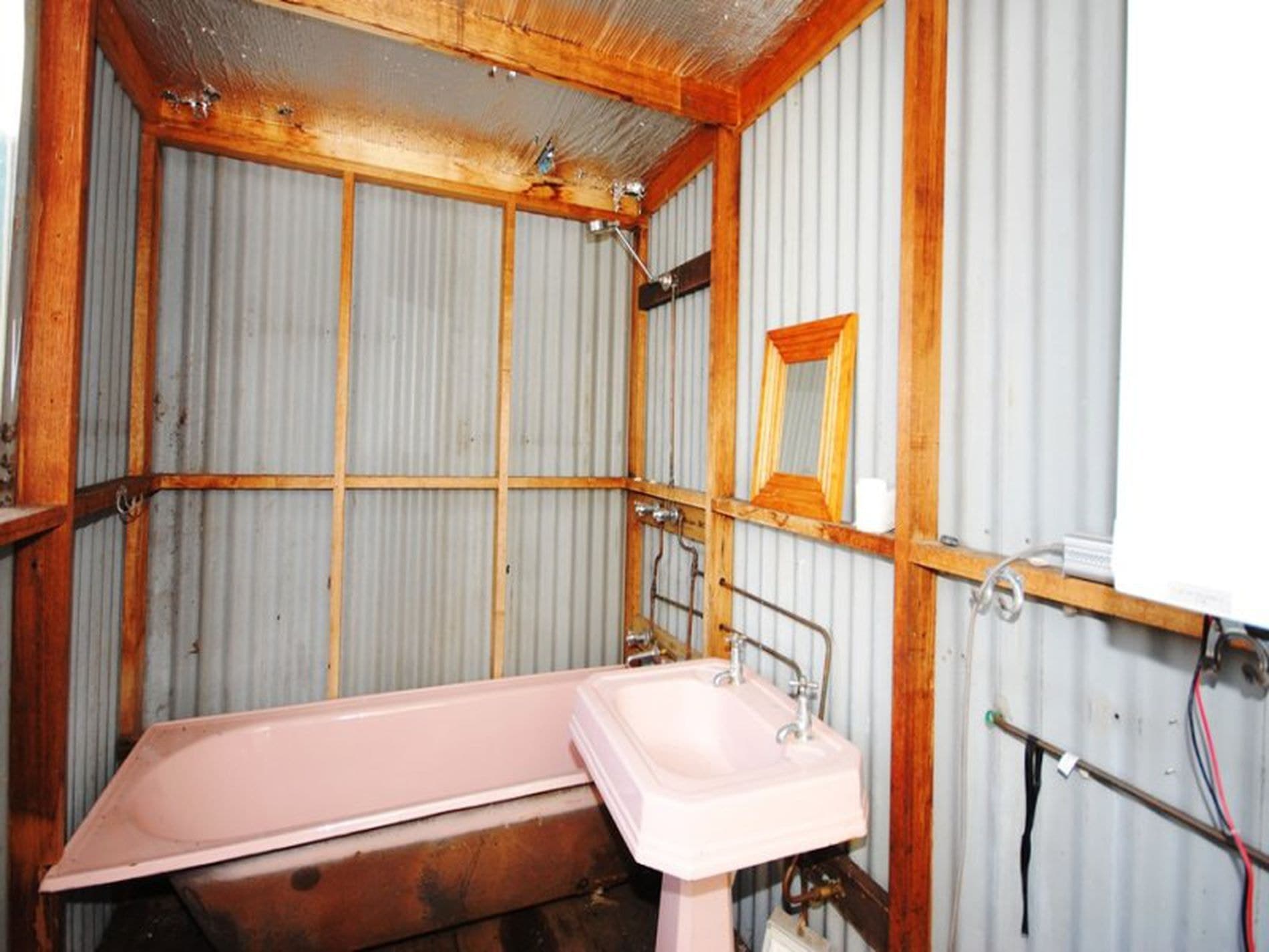 1 Salmons Road, Rhyndaston, Rhyndaston - Thumbnail 8