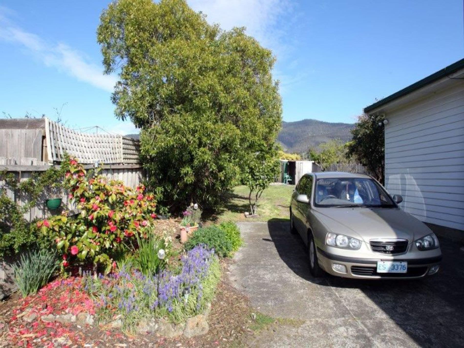 39 Leighland Road, CLAREMONT TAS, Claremont - Thumbnail 8
