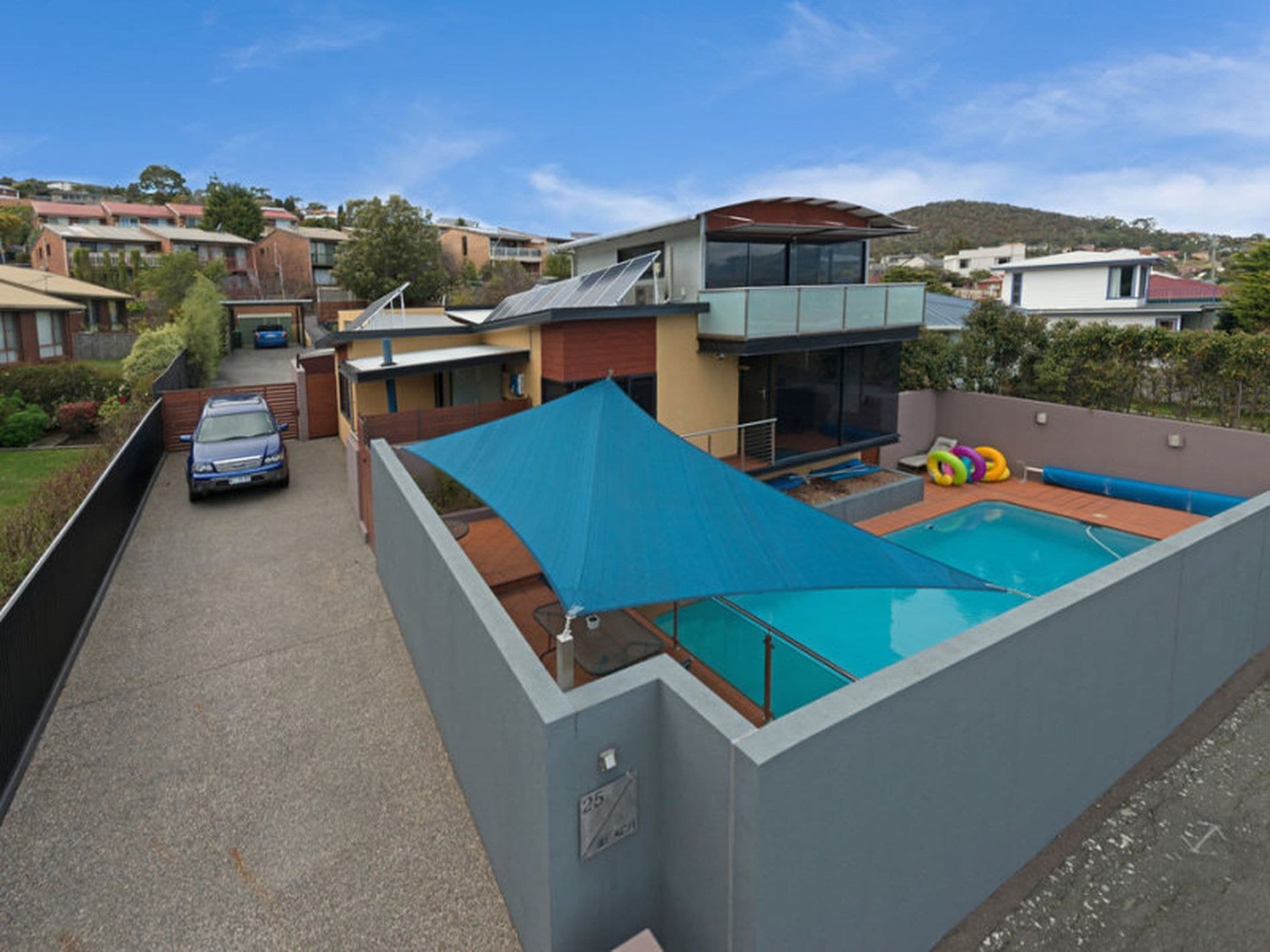 25 Beach Road, LINDISFARNE TAS, Lindisfarne - Image 1