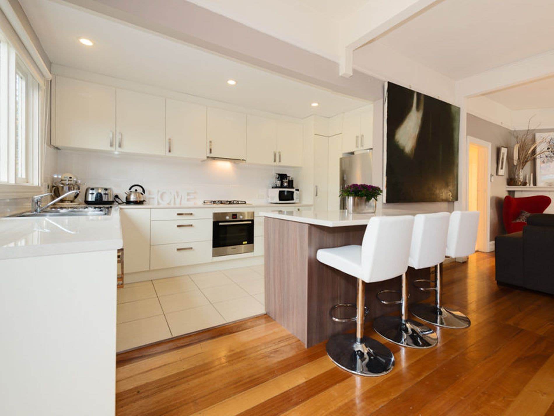 13 Seymour Street, NEW TOWN TAS, New Town - Thumbnail 2