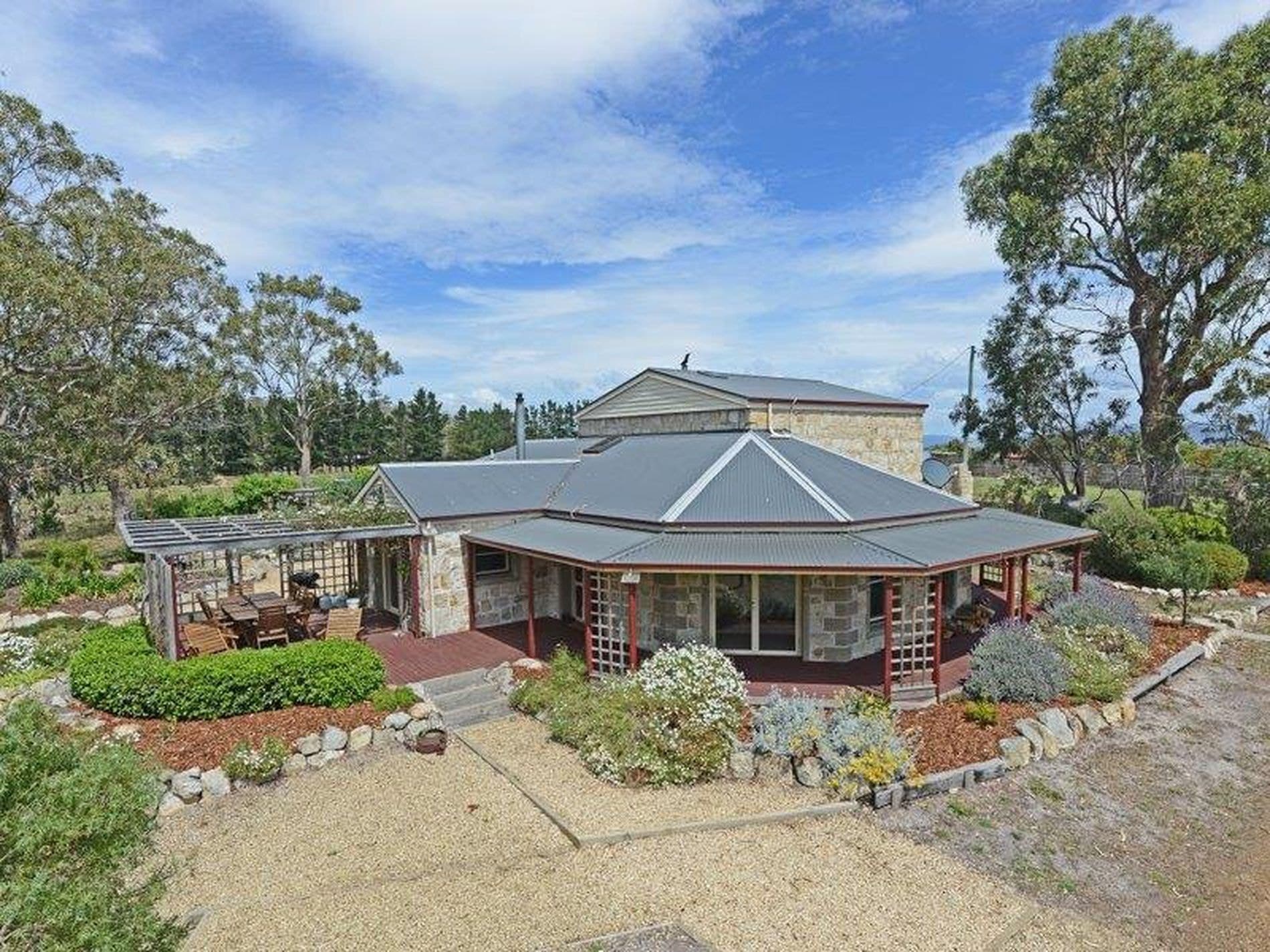 1 Granary Place, Sandford, Sandford - Image 1