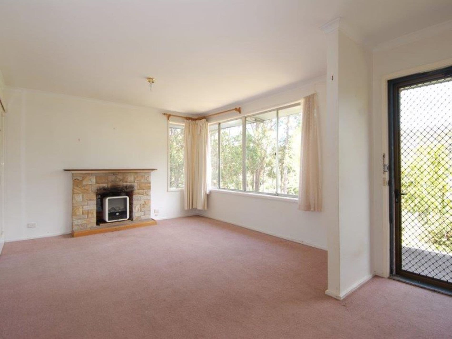 73 Marlyn Road, South Hobart, South Hobart - Thumbnail 3