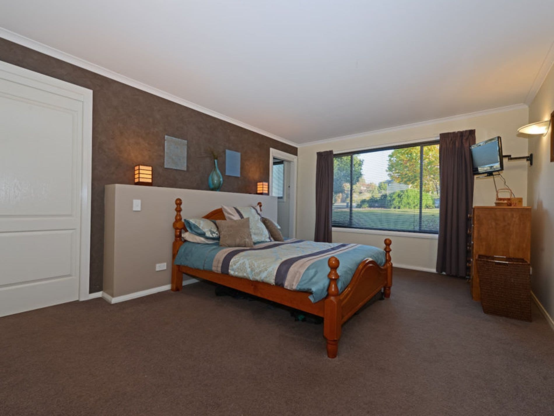 21 Green Hill Drive, Kingston, Kingston - Thumbnail 8