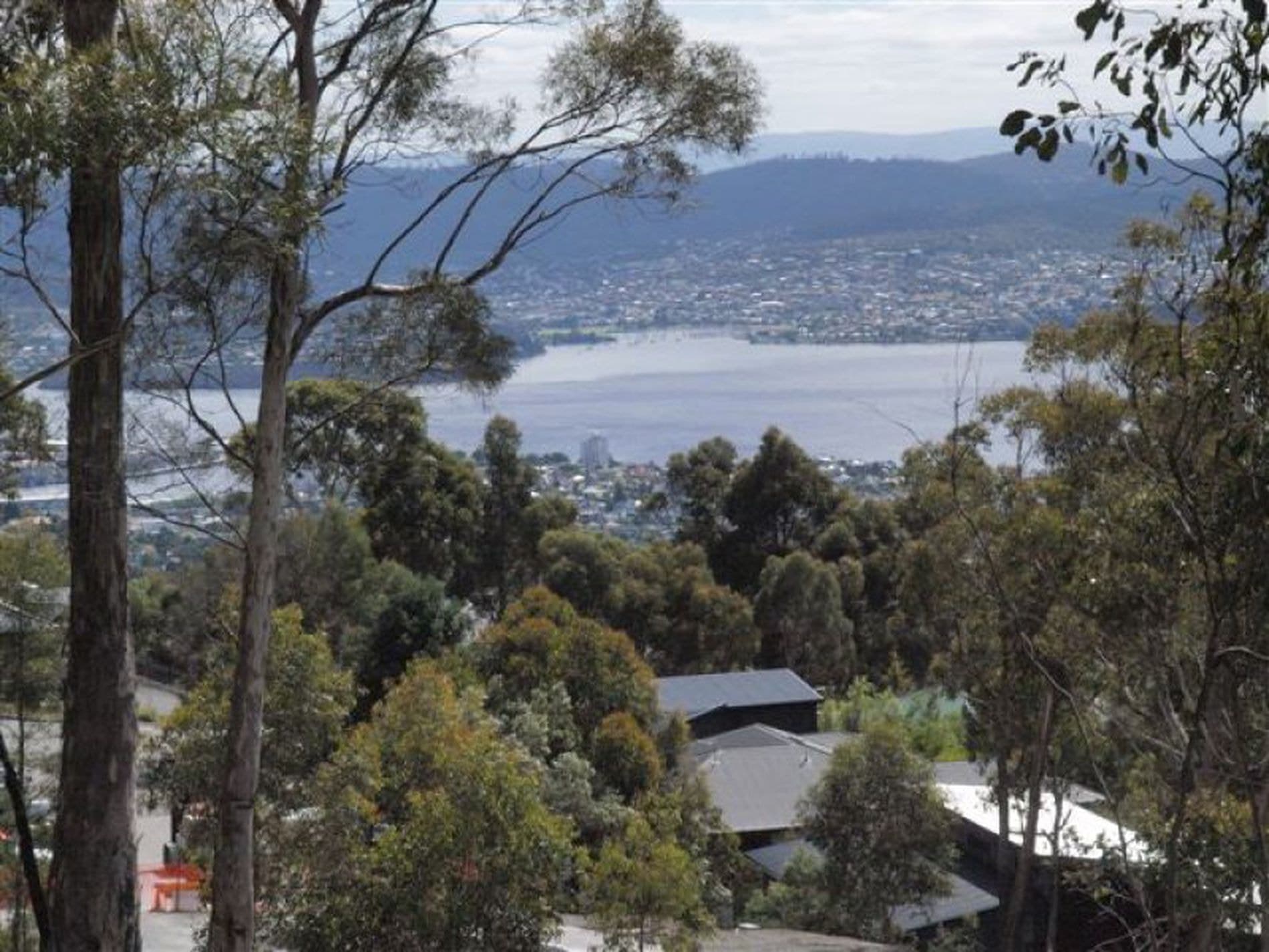 47 Hillcrest Road, TOLMANS HILL TAS, Tolmans Hill - Thumbnail 2
