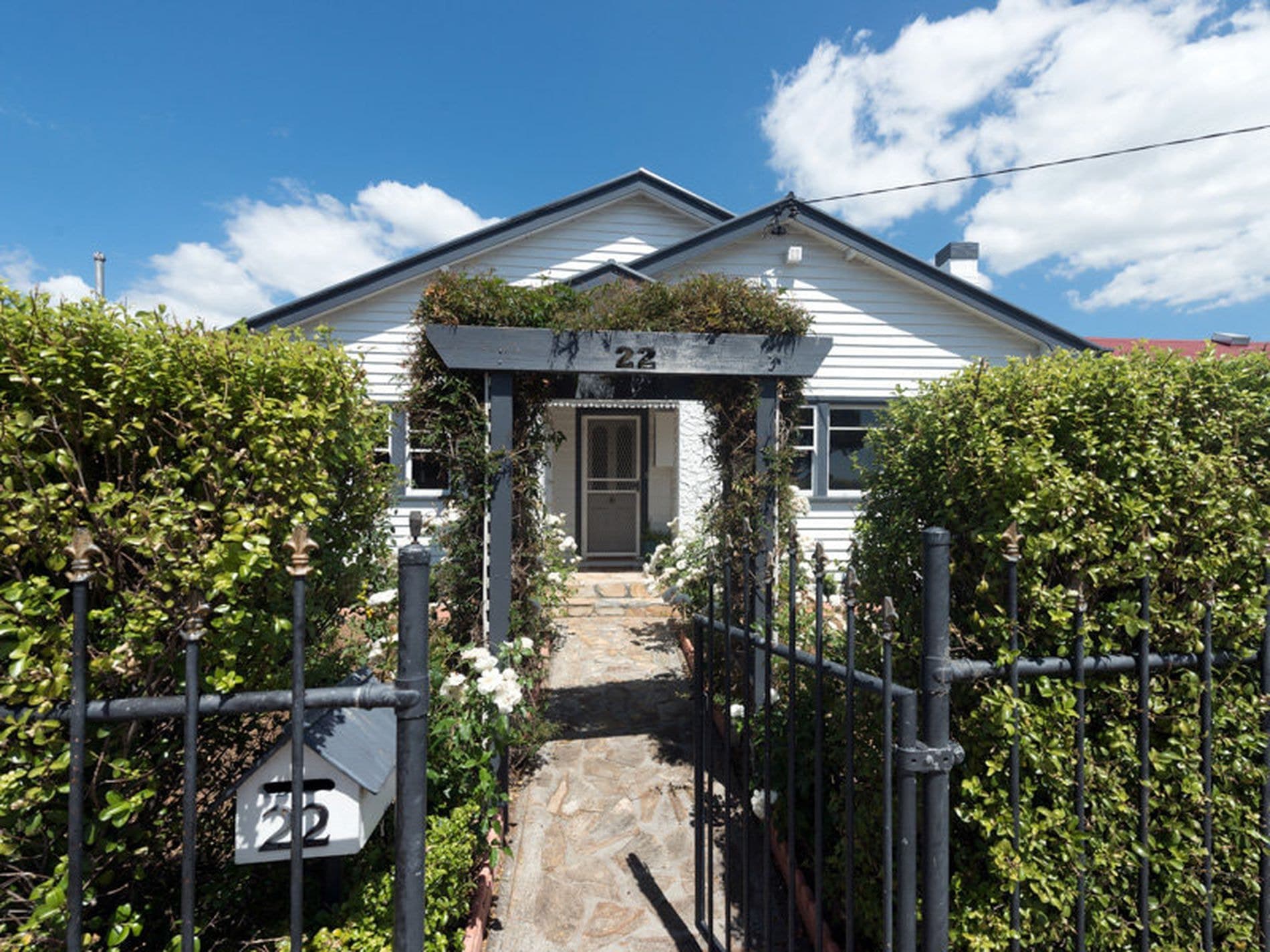 22 Clydesdale Avenue, GLENORCHY TAS, Glenorchy - Thumbnail 2