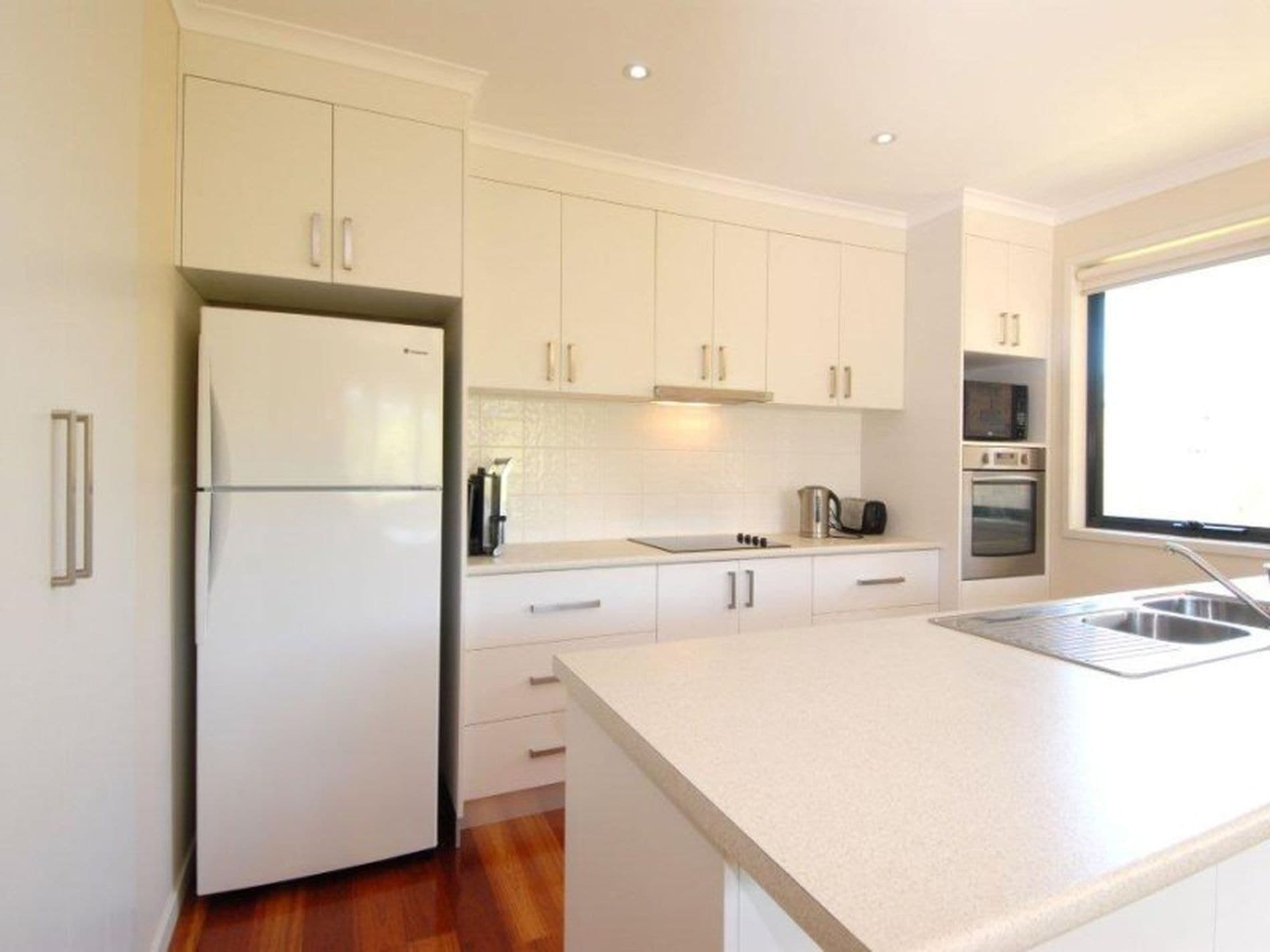 2 / 4 Lomandra Drive, BLACKMANS BAY TAS, Blackmans Bay - Thumbnail 3