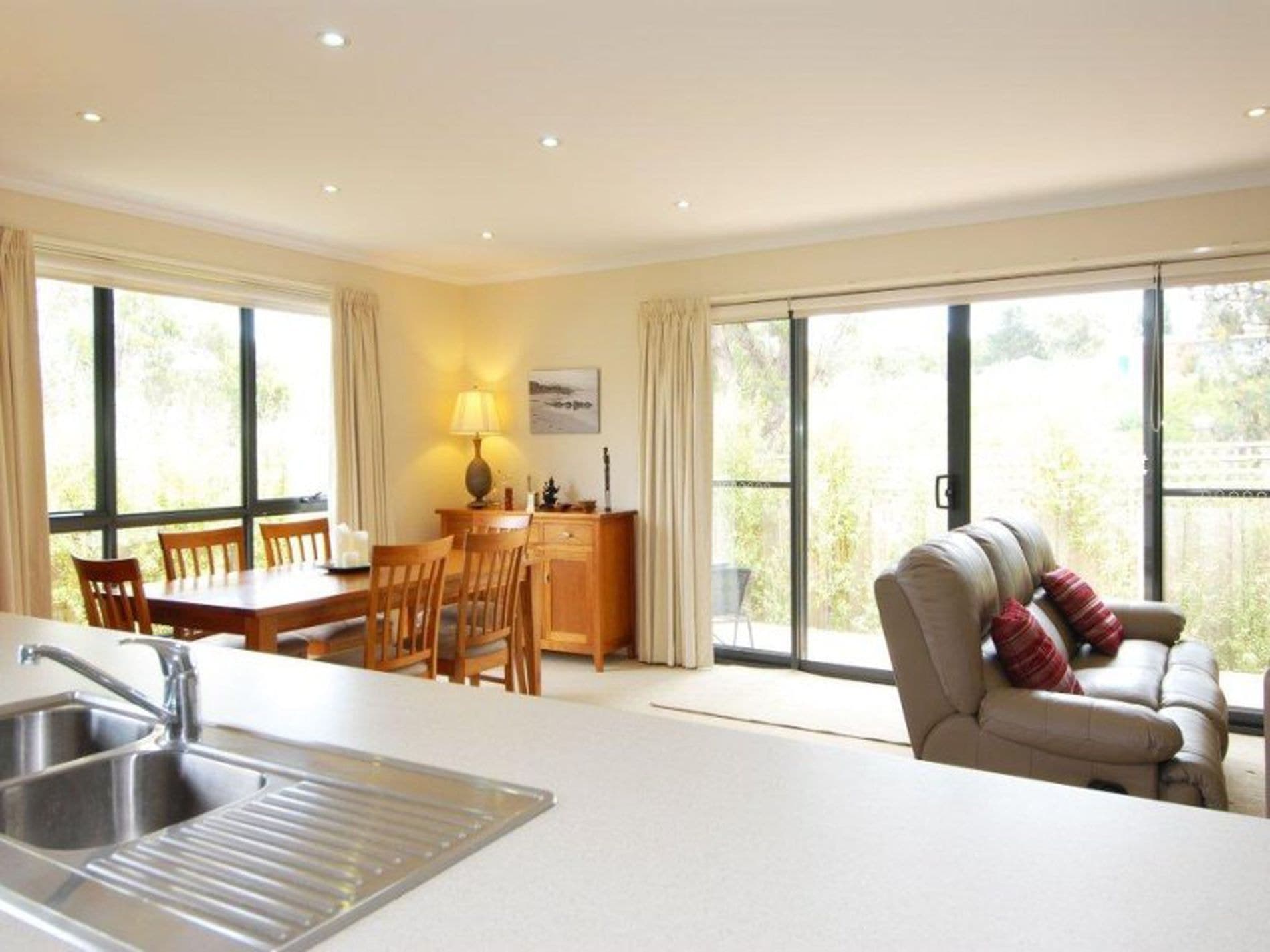 2 / 4 Lomandra Drive, BLACKMANS BAY TAS, Blackmans Bay - Thumbnail 5