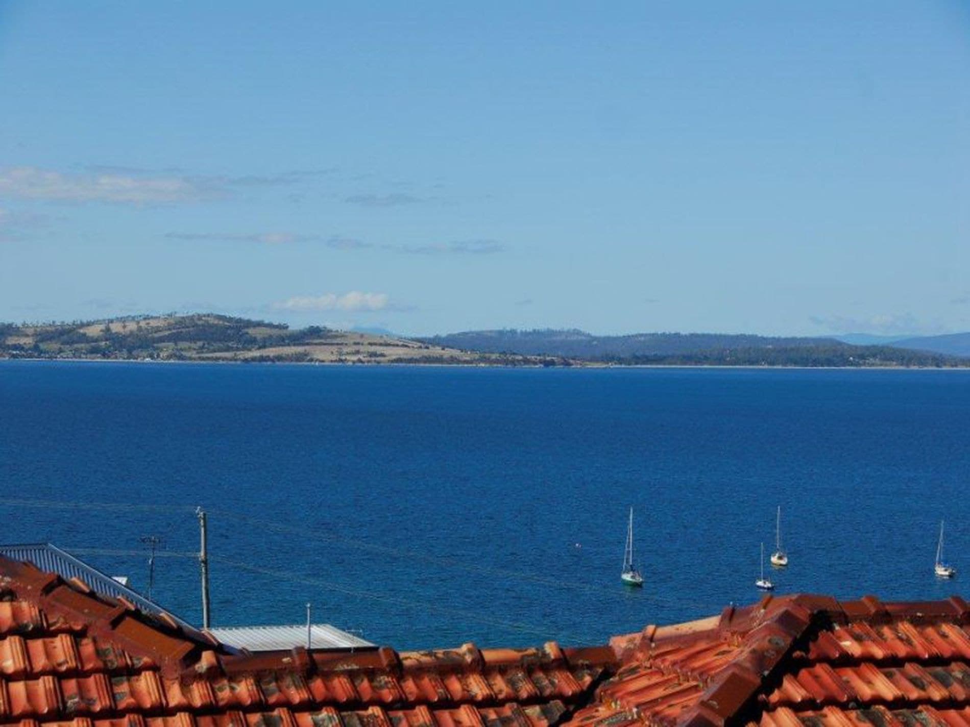 9 Tarana Road, BLACKMANS BAY TAS, Blackmans Bay - Thumbnail 2