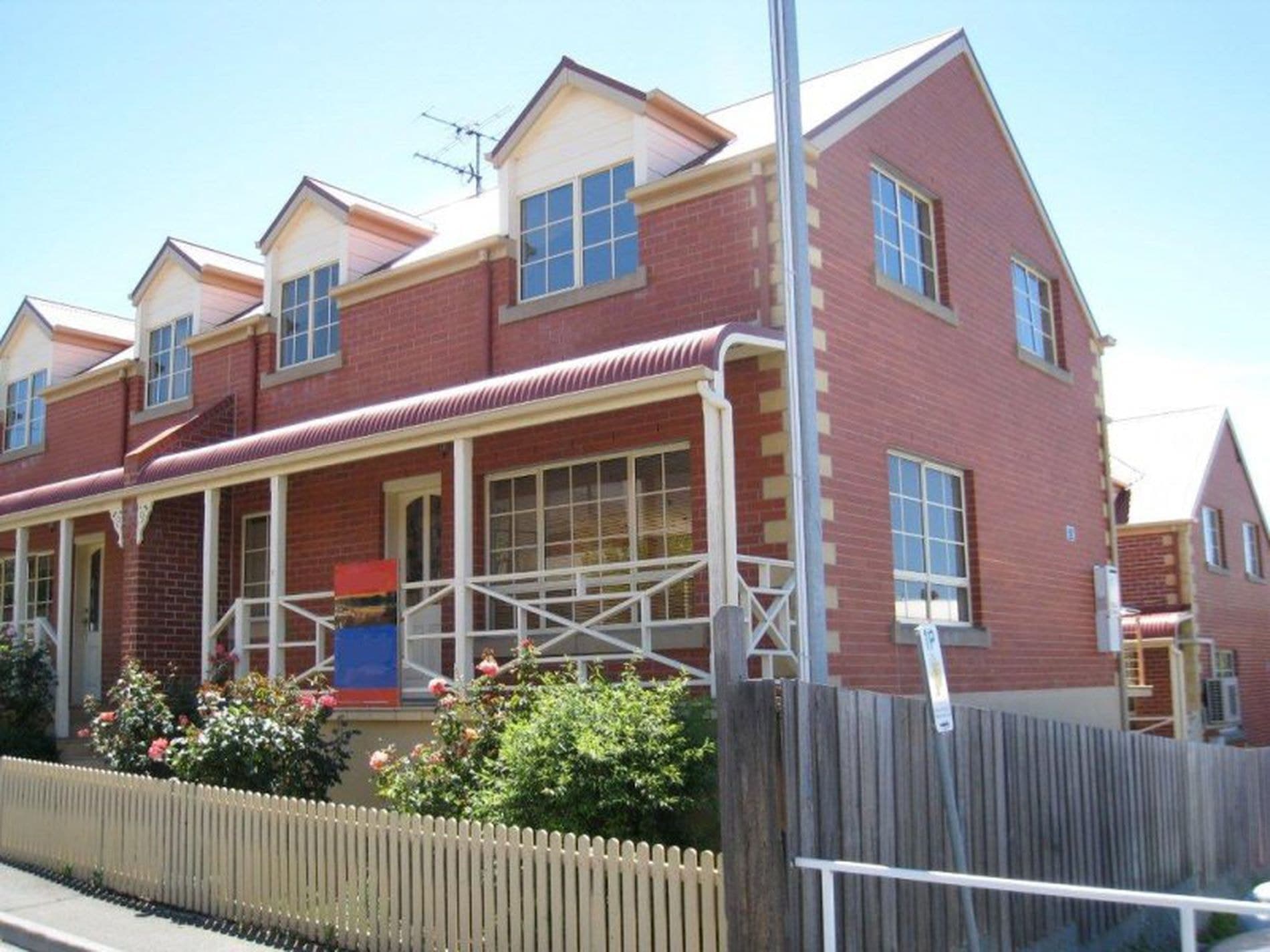 1 / 5 Flinders Lane, SANDY BAY TAS, Sandy Bay - Image 1