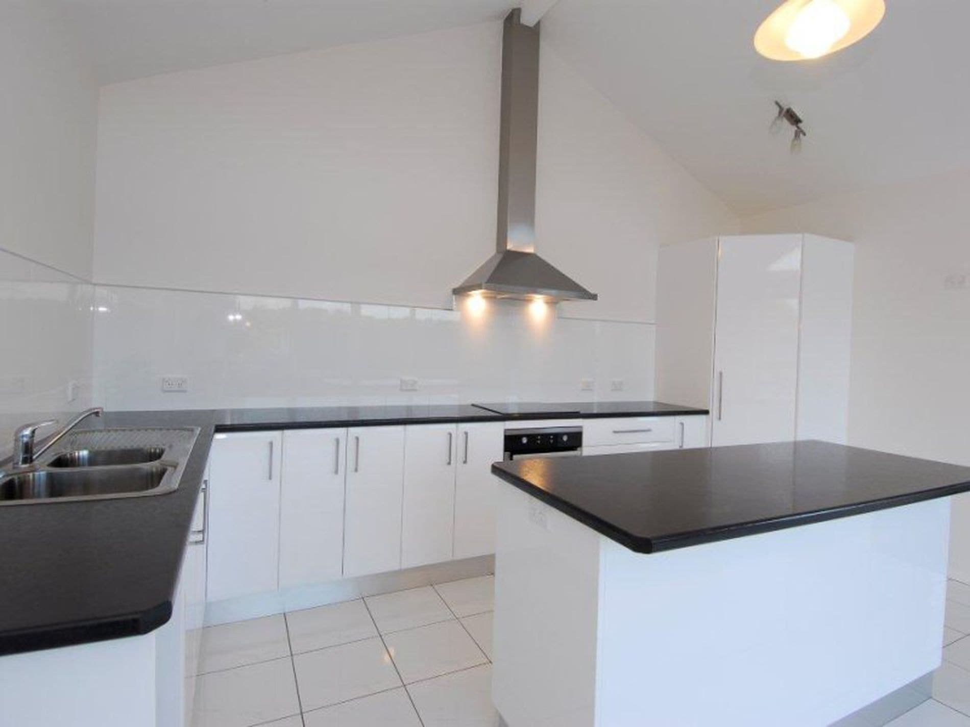 2 / 5 Lomandra Drive, BLACKMANS BAY TAS, Blackmans Bay - Thumbnail 3