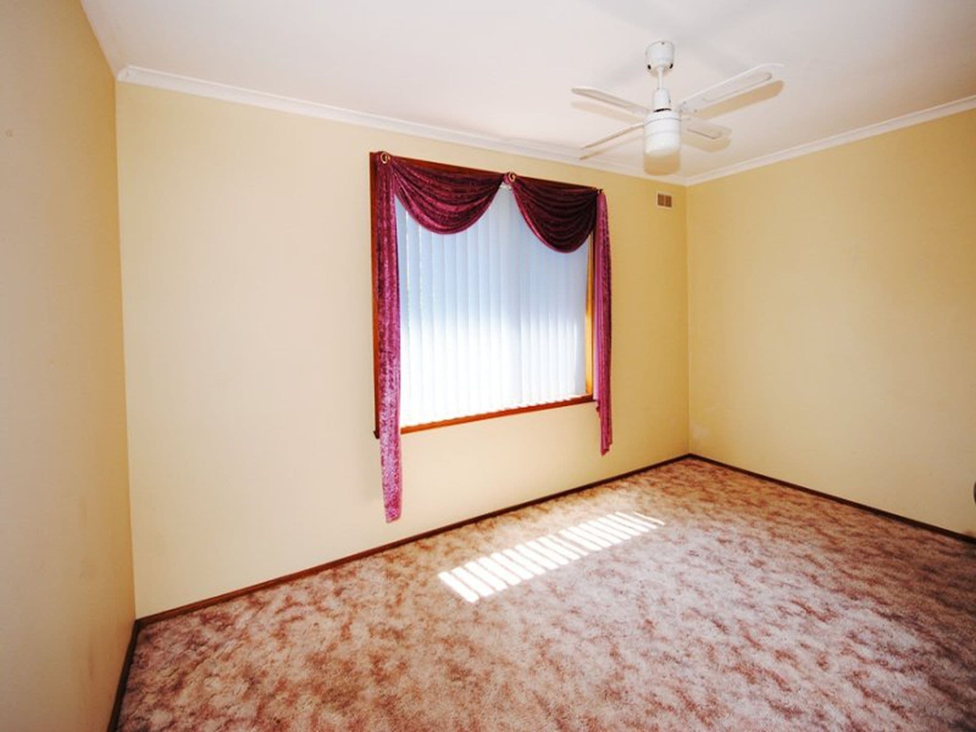 13 Hollycroft Way, CLARENDON VALE TAS, Clarendon Vale - Thumbnail 5
