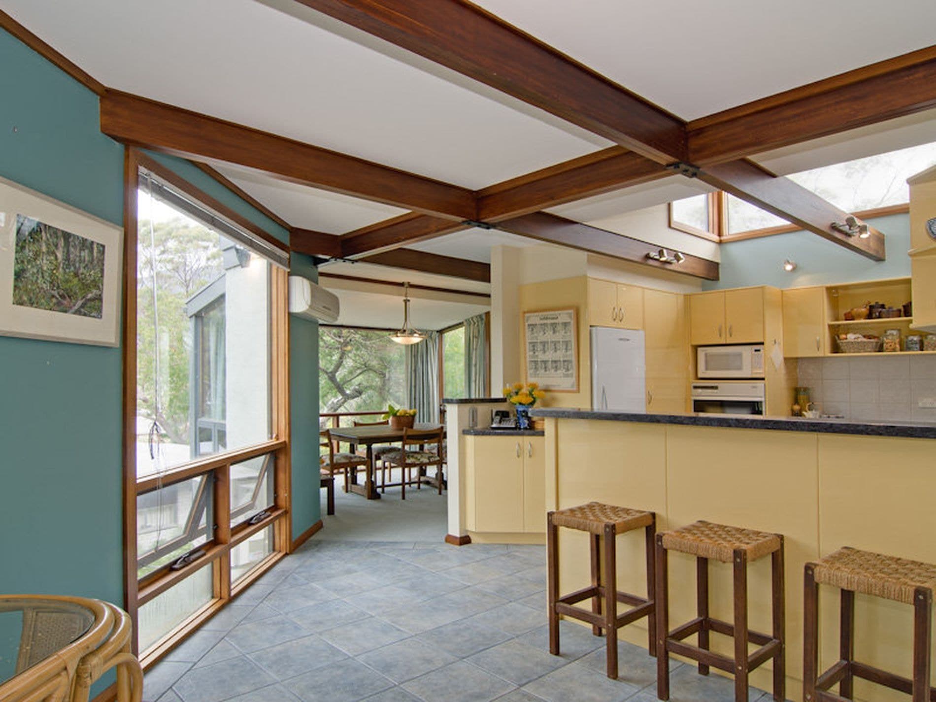 9 Grayling Avenue, South Hobart, South Hobart - Thumbnail 3
