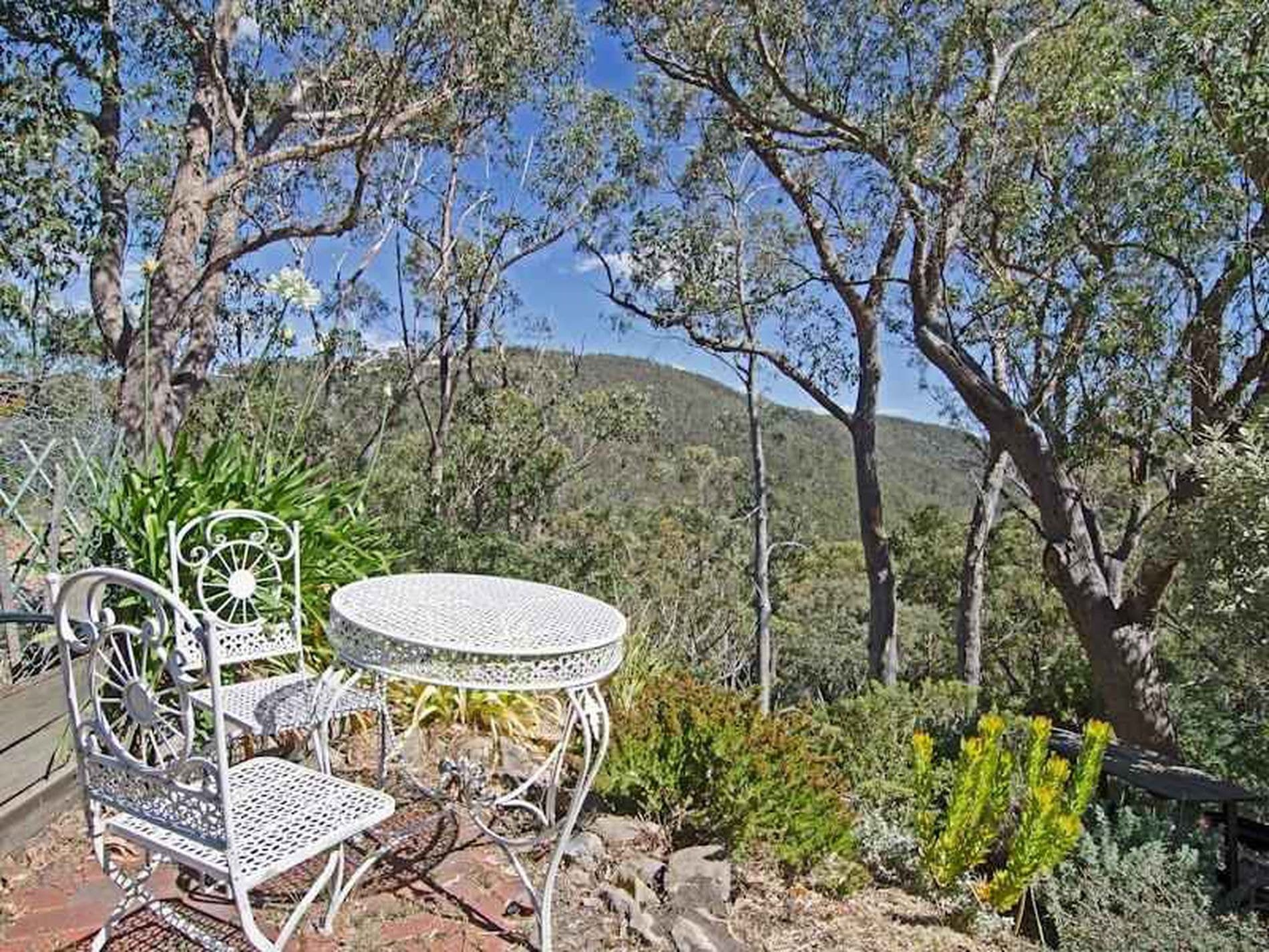 9 Grayling Avenue, South Hobart, South Hobart - Thumbnail 5