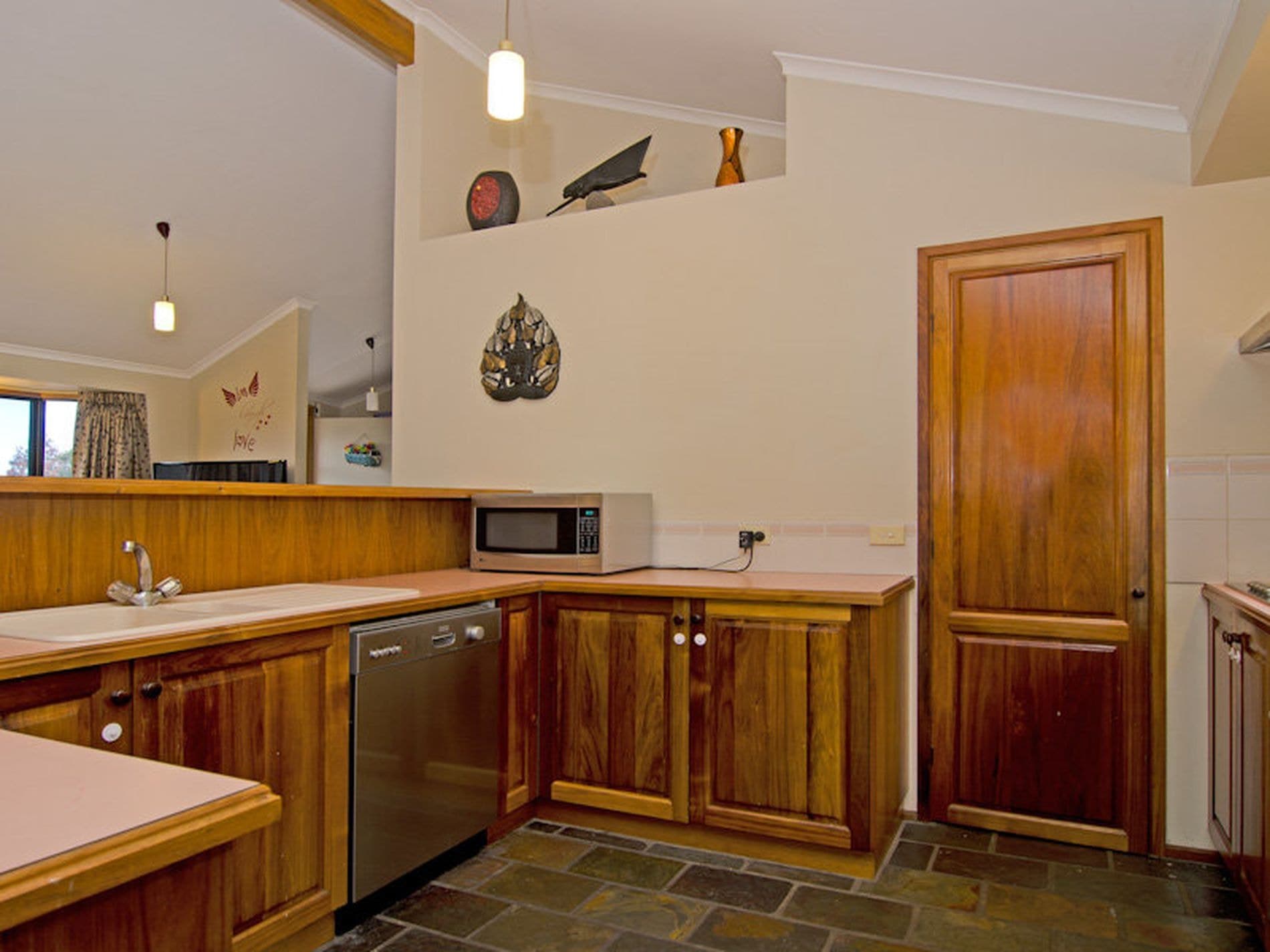 81 Crystal Downs Drive, Blackmans Bay, Blackmans Bay - Thumbnail 4