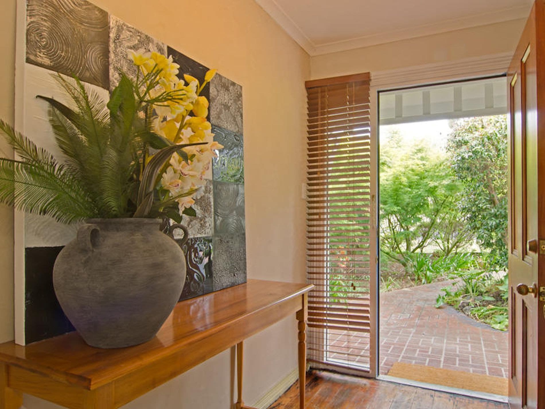 8 View Street, BLACKMANS BAY TAS, Blackmans Bay - Thumbnail 3