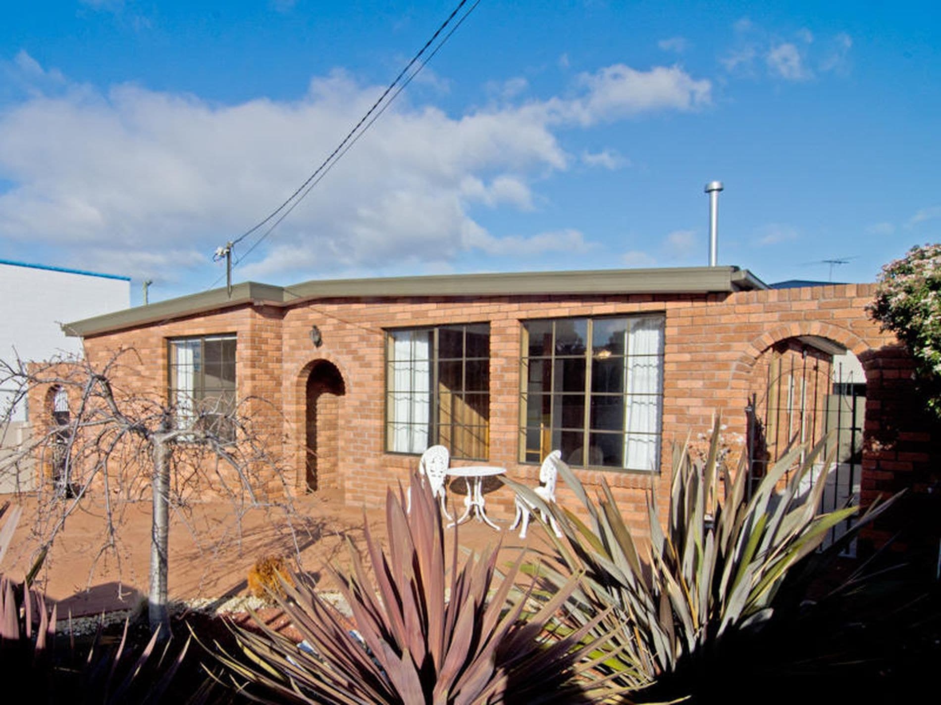 49 Queen Street, Bellerive, Bellerive - Image 1