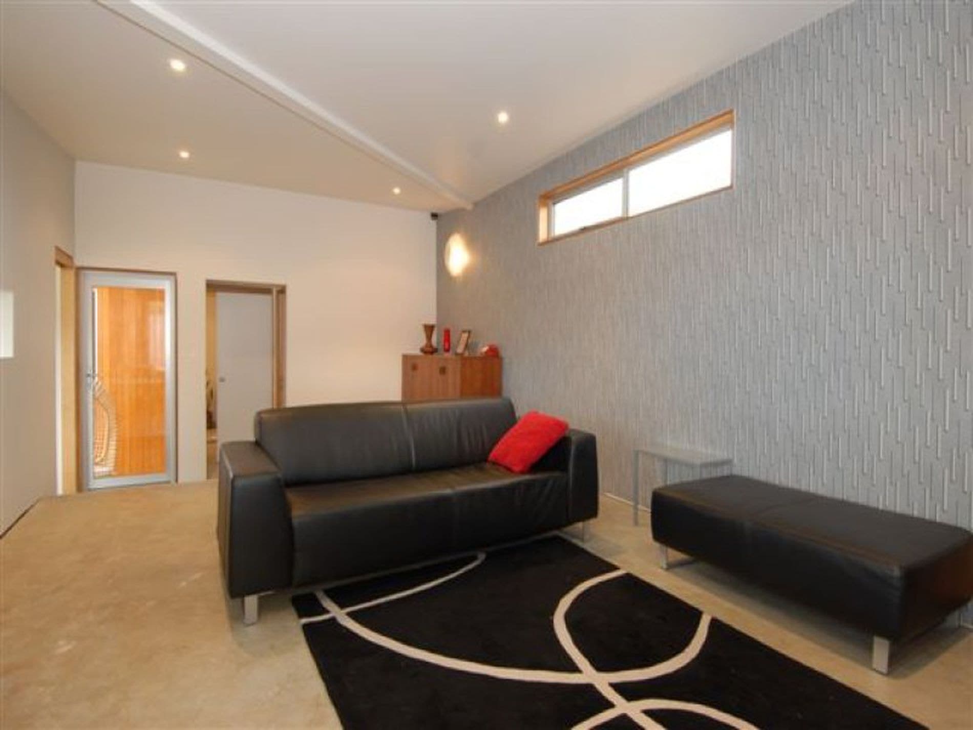 6 Corlacus Drive, Kingston, Kingston - Thumbnail 5