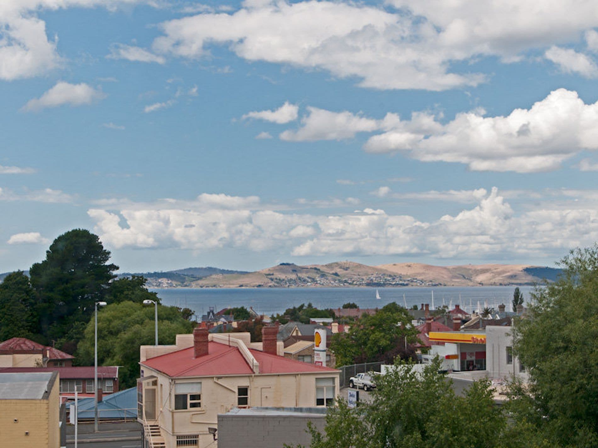 2 / 4 Jersey Street, Sandy Bay, Sandy Bay - Thumbnail 5