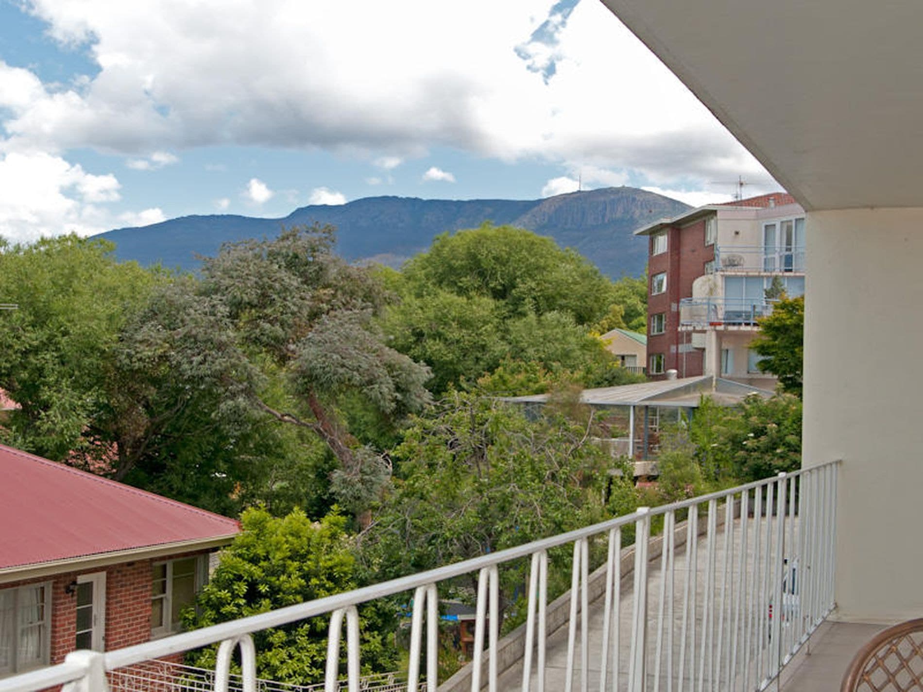 2 / 4 Jersey Street, Sandy Bay, Sandy Bay - Thumbnail 6