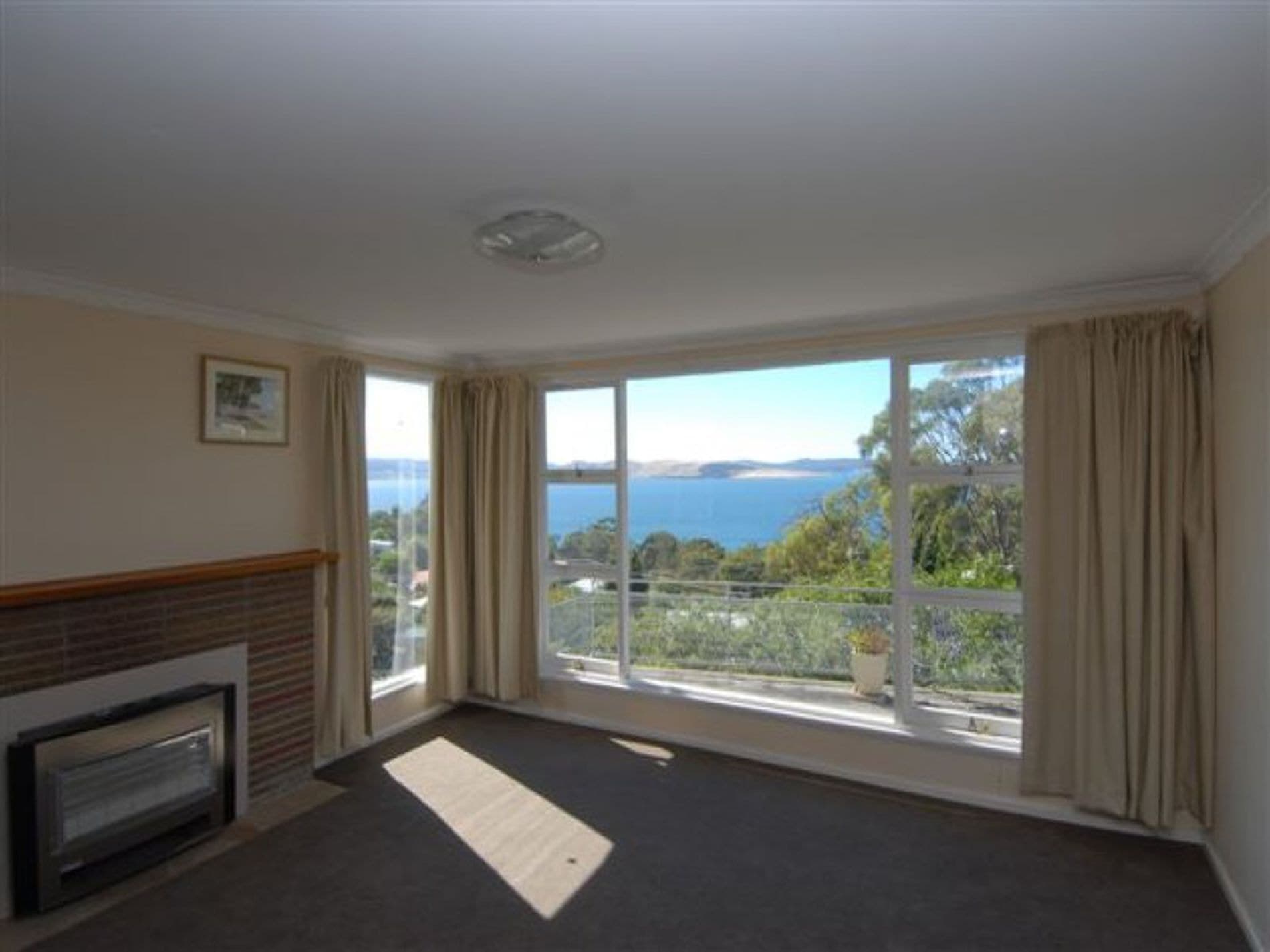 19 Stewart Crescent, Taroona, Taroona - Thumbnail 3