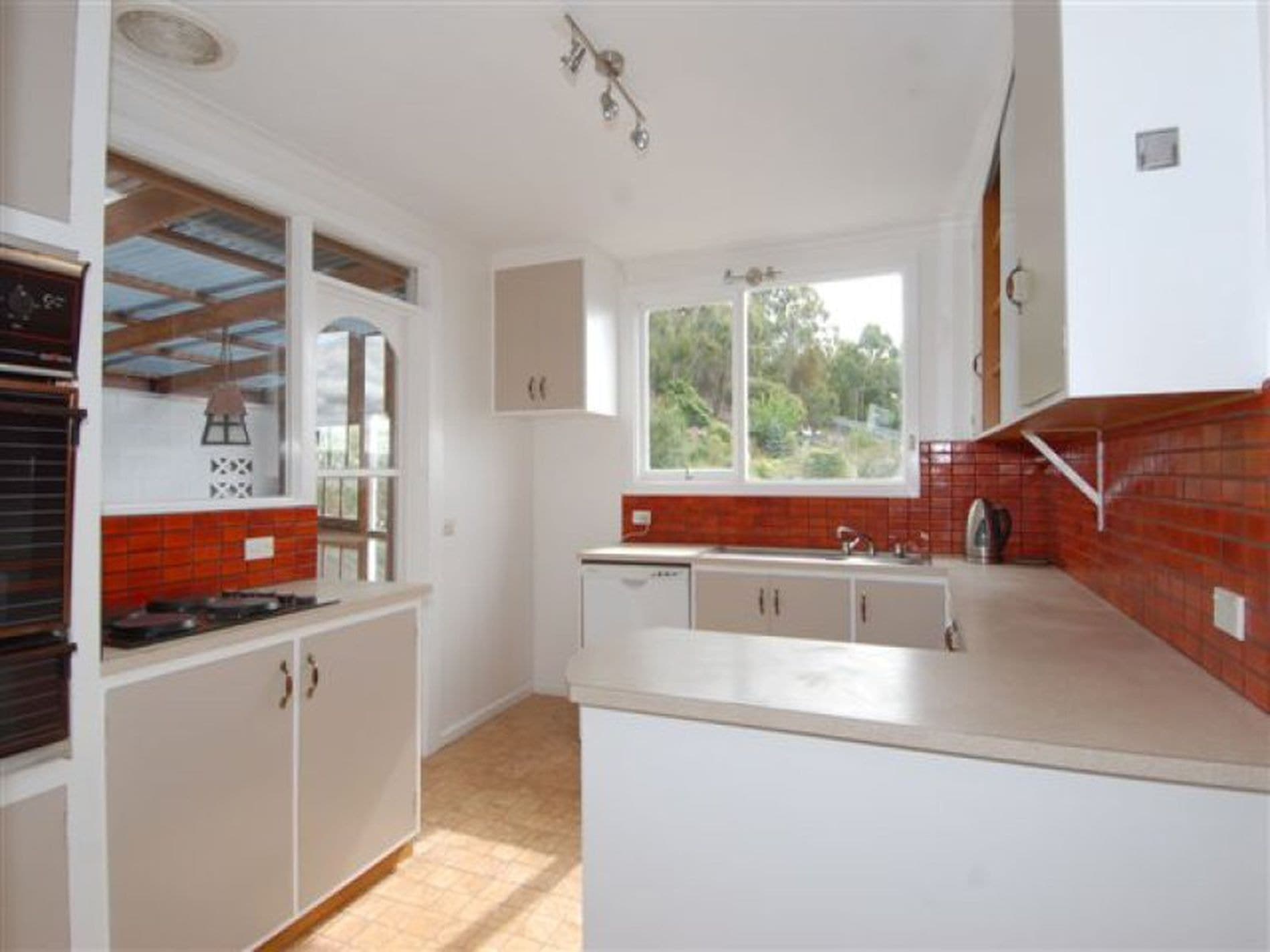19 Stewart Crescent, Taroona, Taroona - Thumbnail 4