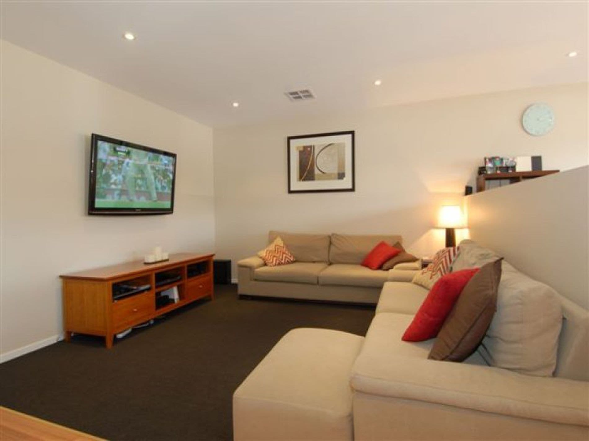 11 Lomandra Dr, BLACKMANS BAY TAS, Blackmans Bay - Thumbnail 3