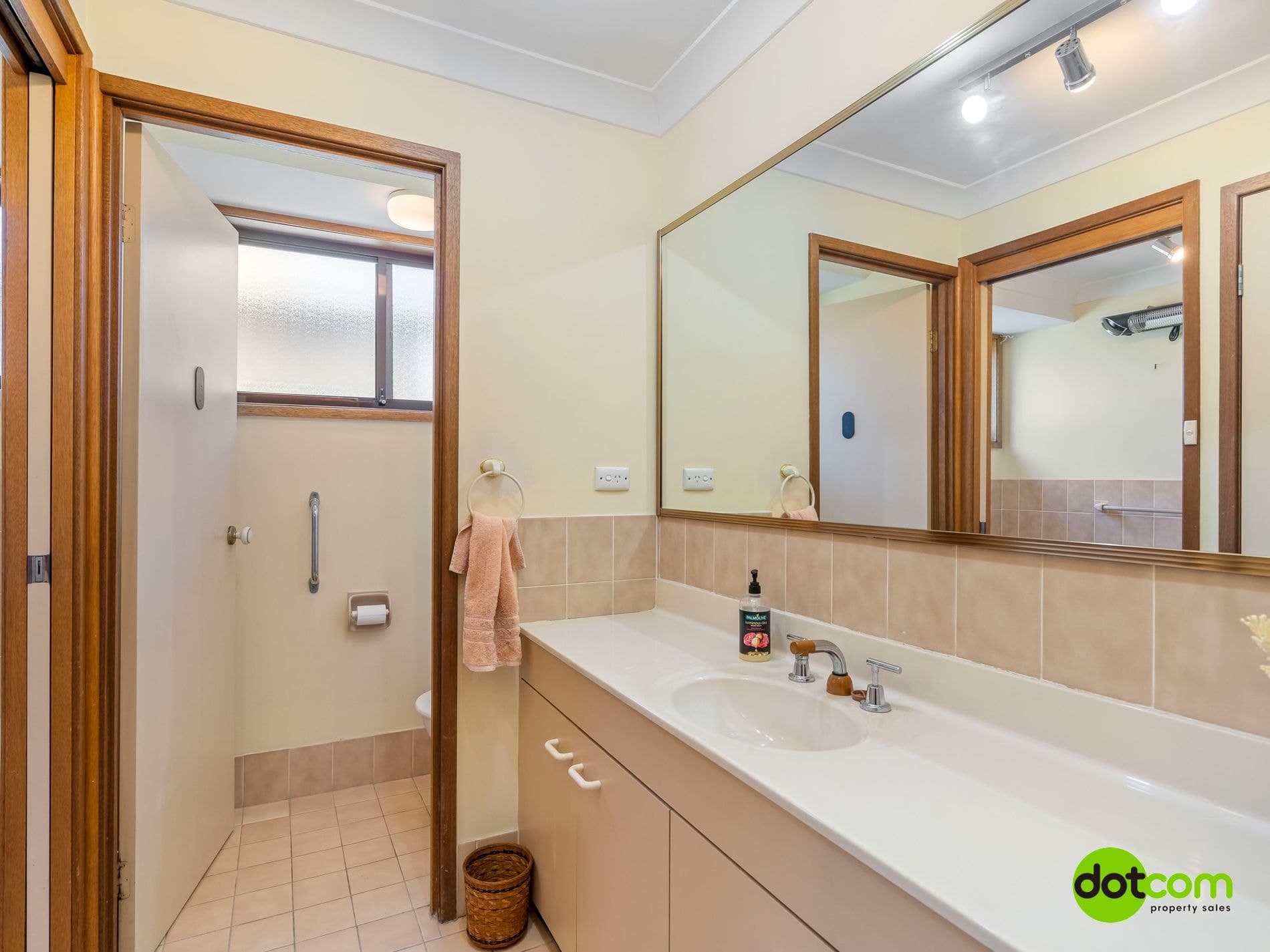 11 Inderan Avenue, Lake Haven, Lake Haven - Thumbnail 7