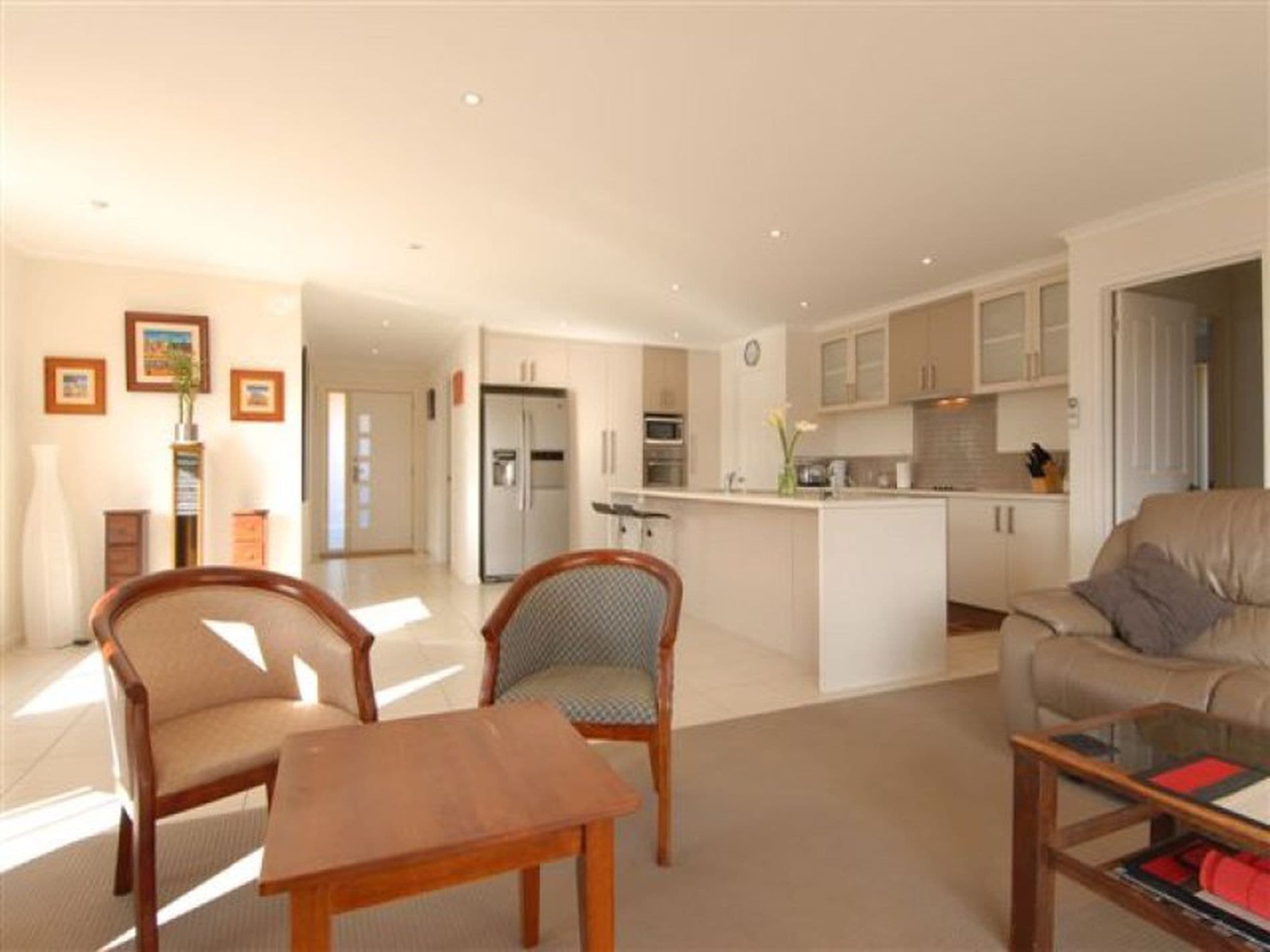 13 Kingfisher Street, KINGSTON TAS, Kingston - Thumbnail 2