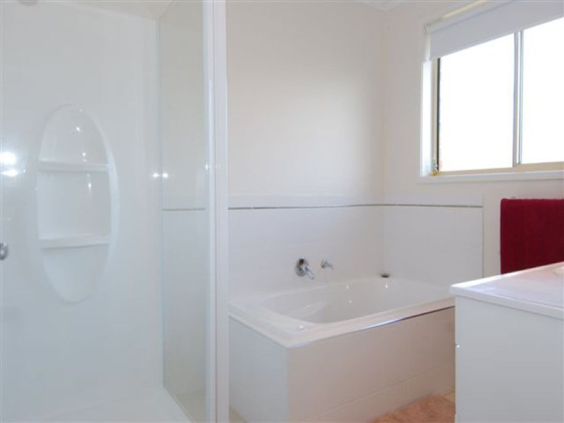 13 Kingfisher Street, KINGSTON TAS, Kingston - Thumbnail 6