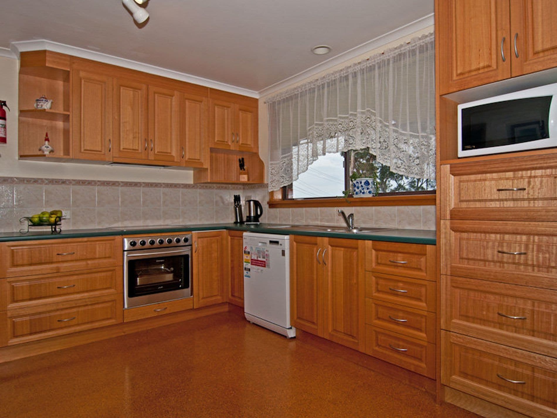 25 Tarana Road, BLACKMANS BAY TAS, Blackmans Bay - Thumbnail 8