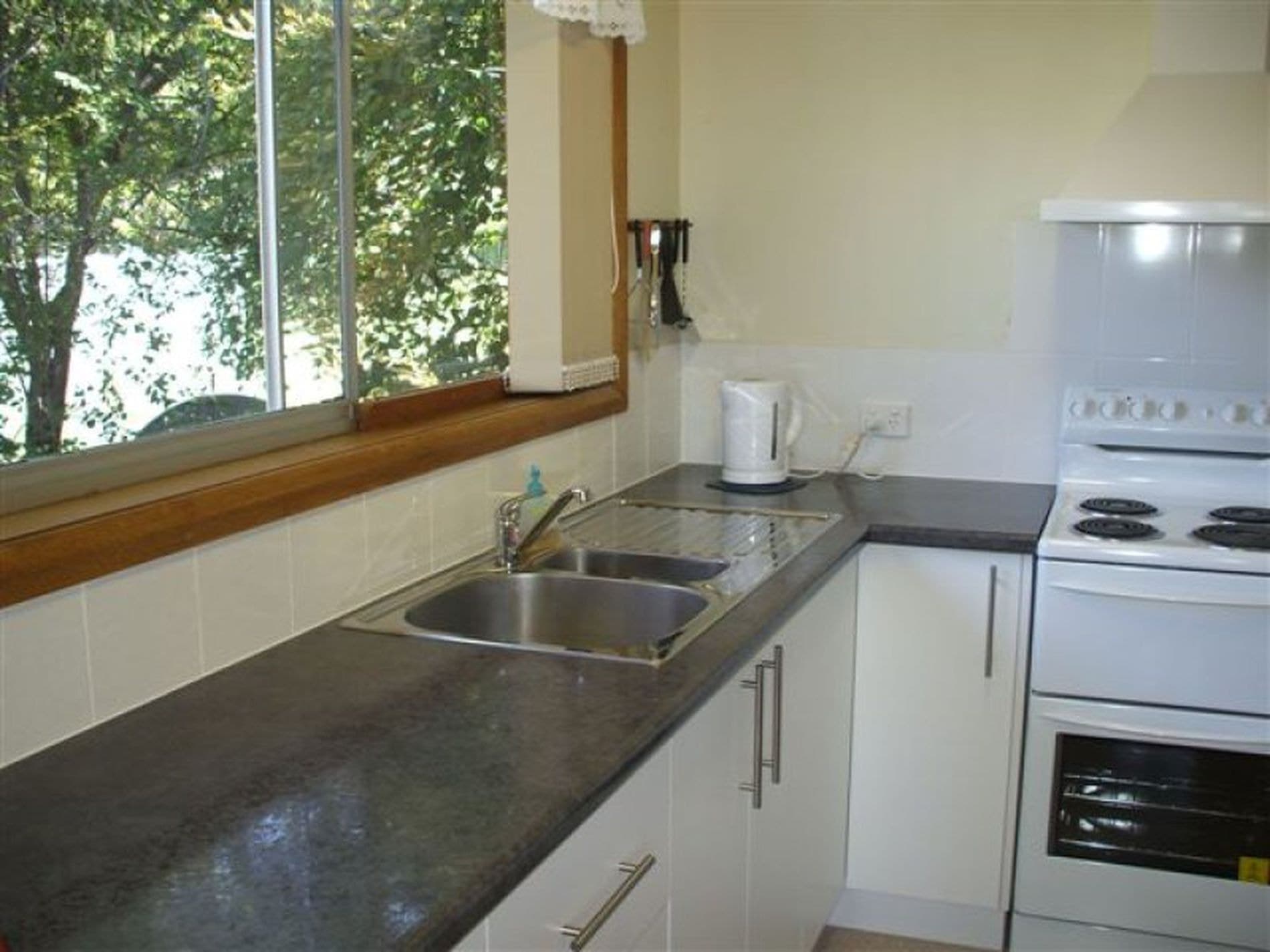 2 / 2A Jabez Crescent, Lenah Valley, Lenah Valley - Thumbnail 2