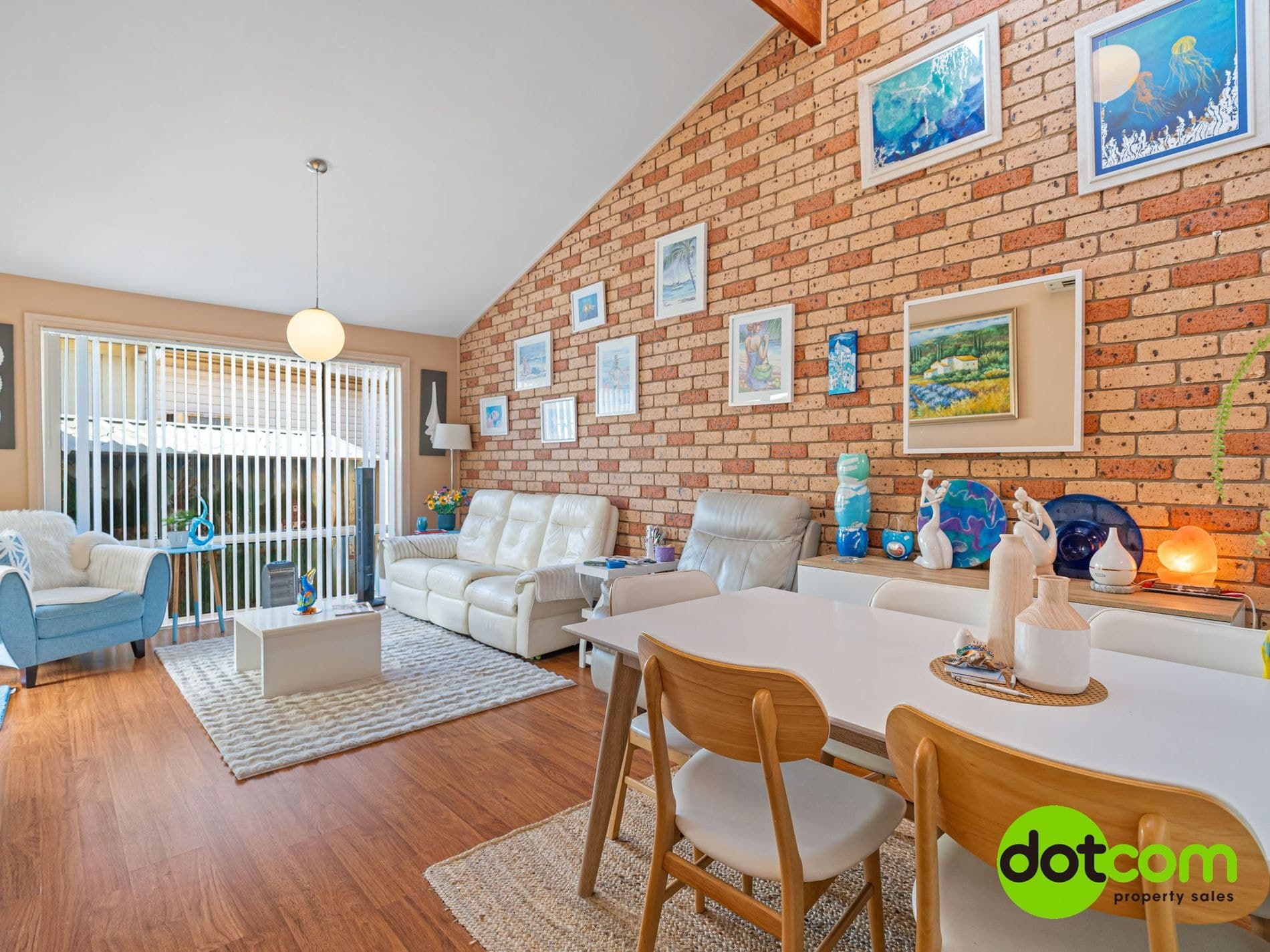unit 2 / 2 Cornwall Avenue, Gorokan - Thumbnail 3