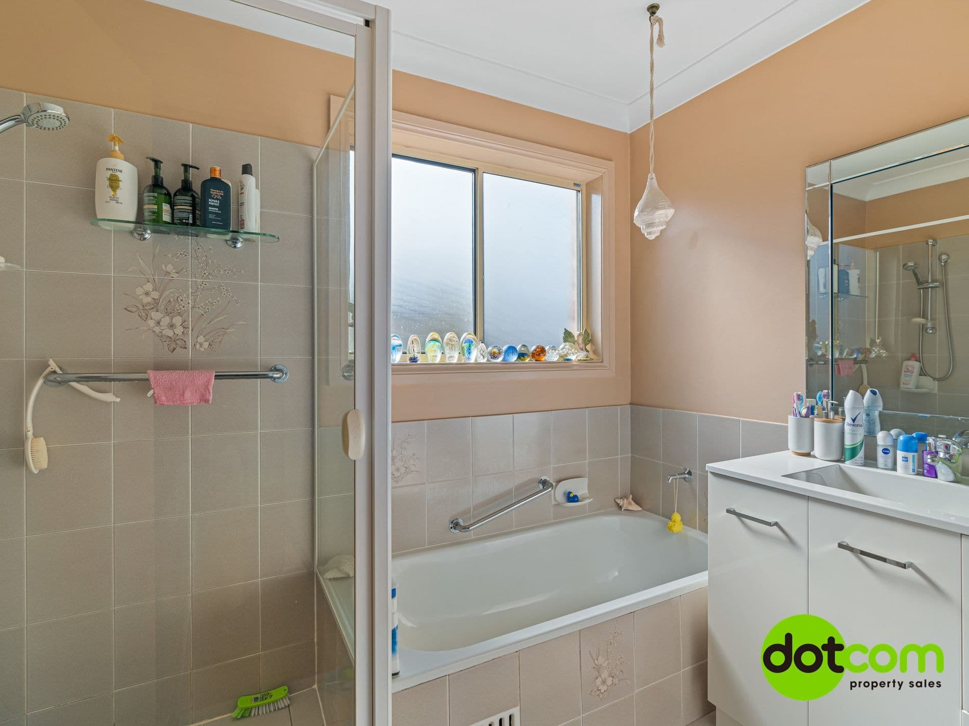 unit 2 / 2 Cornwall Avenue, Gorokan - Thumbnail 6