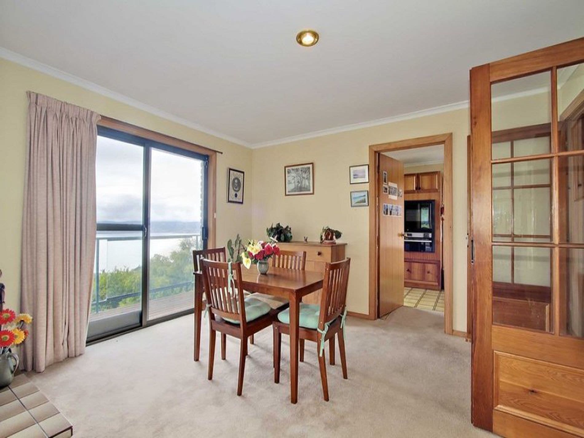 12 Nicholas Drive, Sandy Bay, Sandy Bay - Thumbnail 5