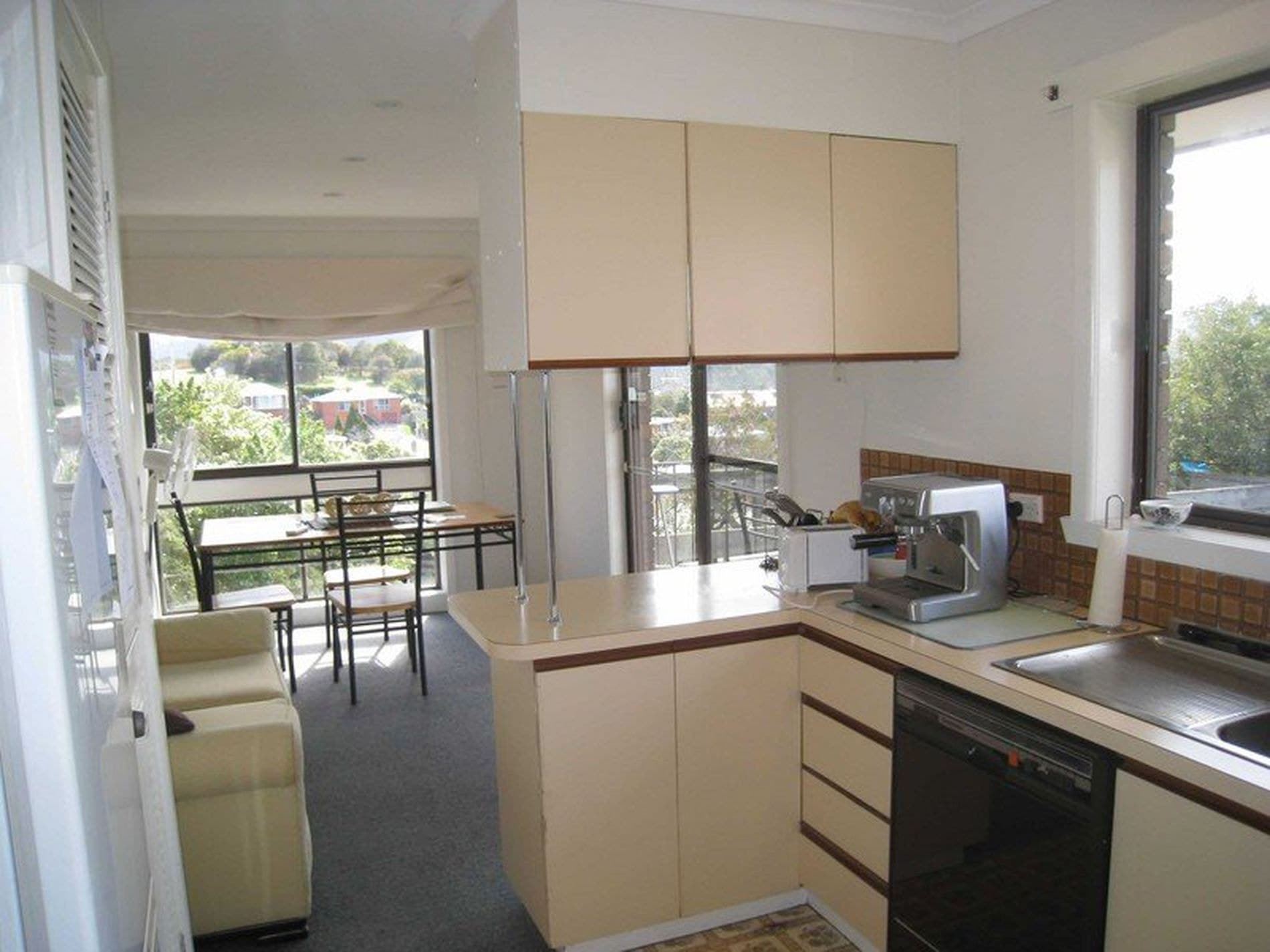 22 Lucinda Parade, LUTANA TAS, Lutana - Thumbnail 4