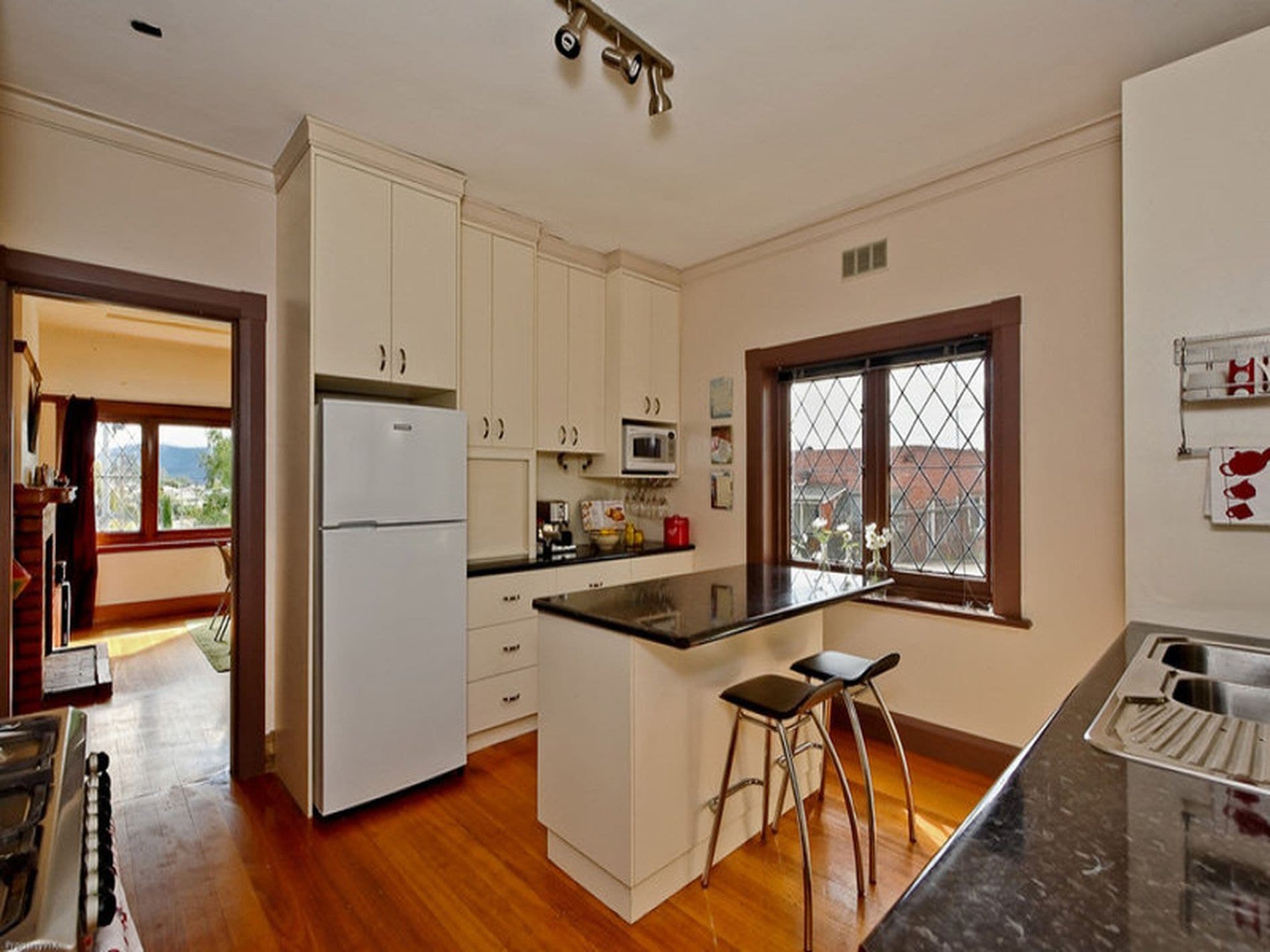180 Lenah Valley Road, LENAH VALLEY TAS, Lenah Valley - Thumbnail 4