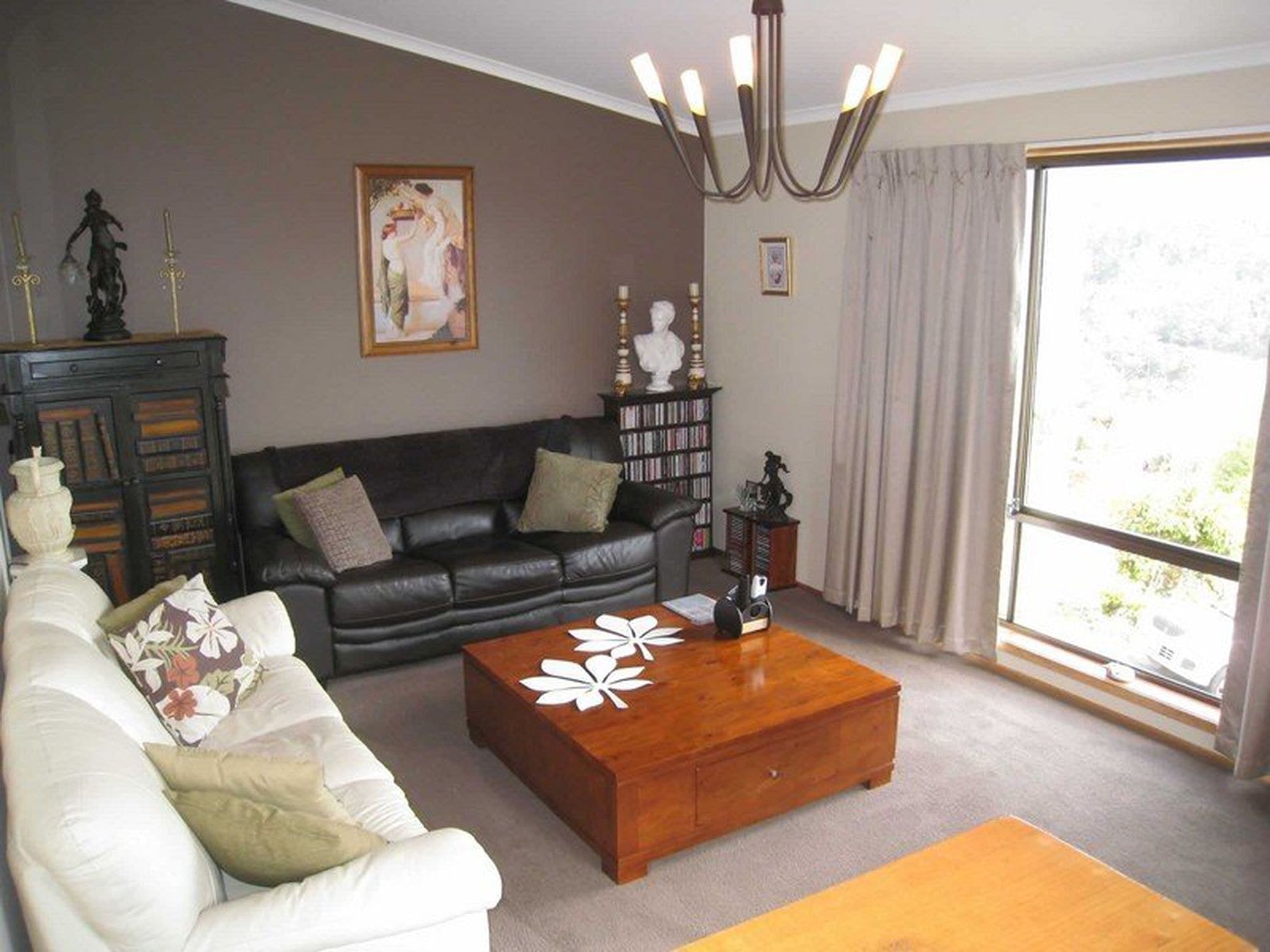 9 Namoi Place, Lenah Valley, Lenah Valley - Thumbnail 2
